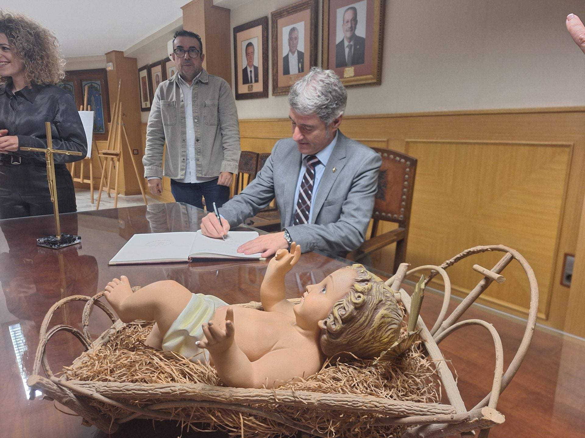 Las imágenes de los nuevos cargos de la Semana Santa de Orihuela