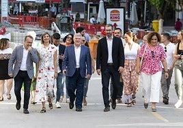 Inmaculada Sánchez Roca, José Vélez y Francisco Lucas, en la campaña electoral de julio de 2023.