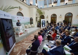 El presidente de Agrupal, José García, en la jornada '100 años de industria alimentaria en la Región de Murcia. Dimensión económica y empresarial', celebrada en el Casino de Murcia.