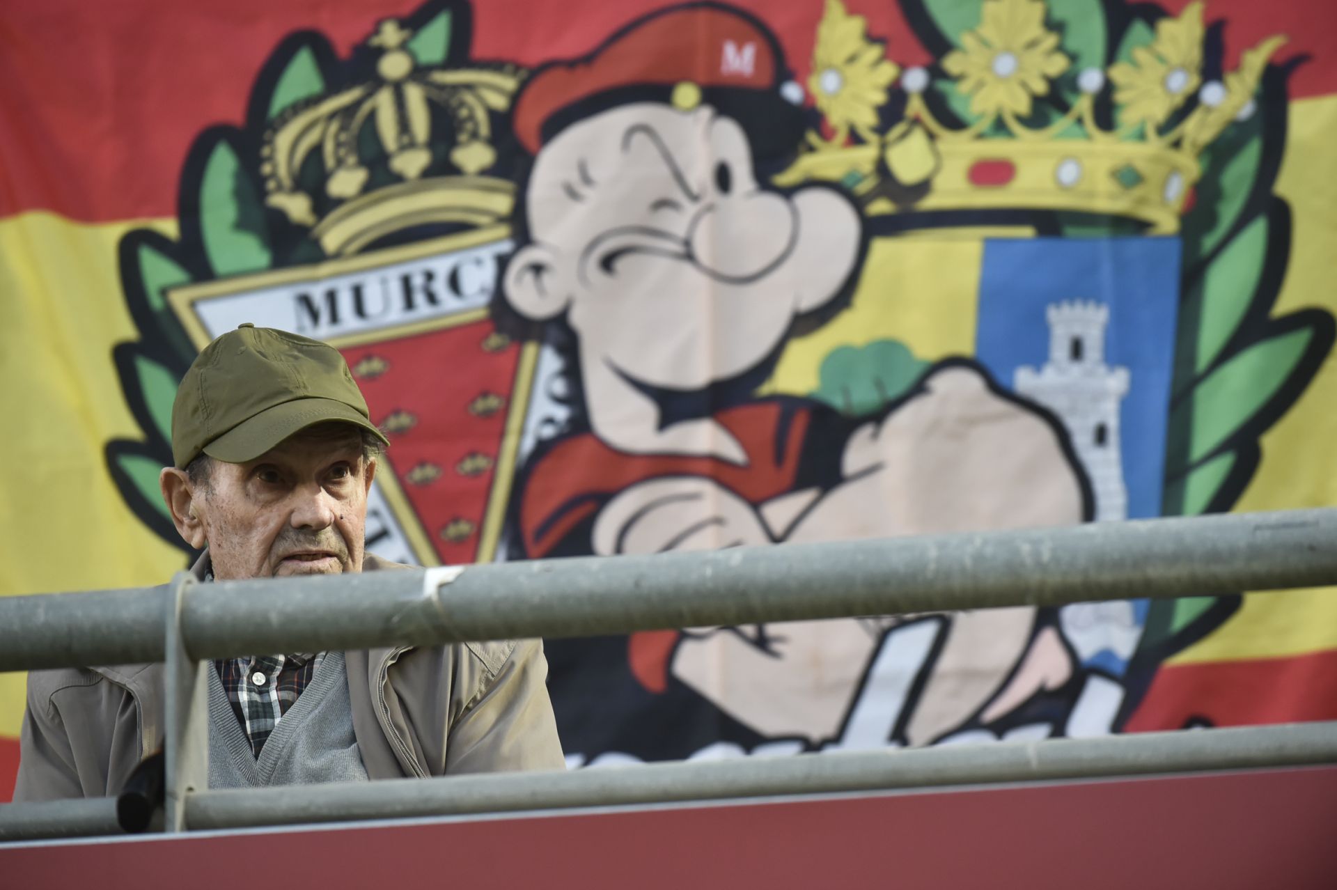 El empate del Real Murcia frente al Intercity, en imágenes