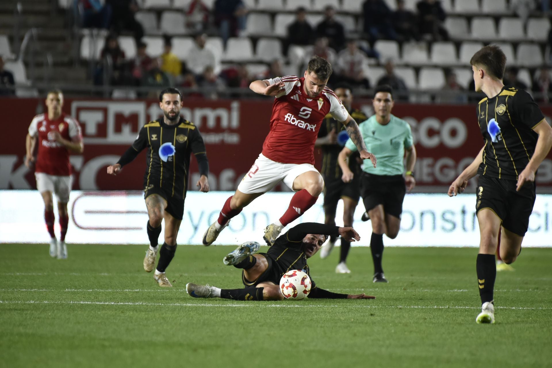 El empate del Real Murcia frente al Intercity, en imágenes
