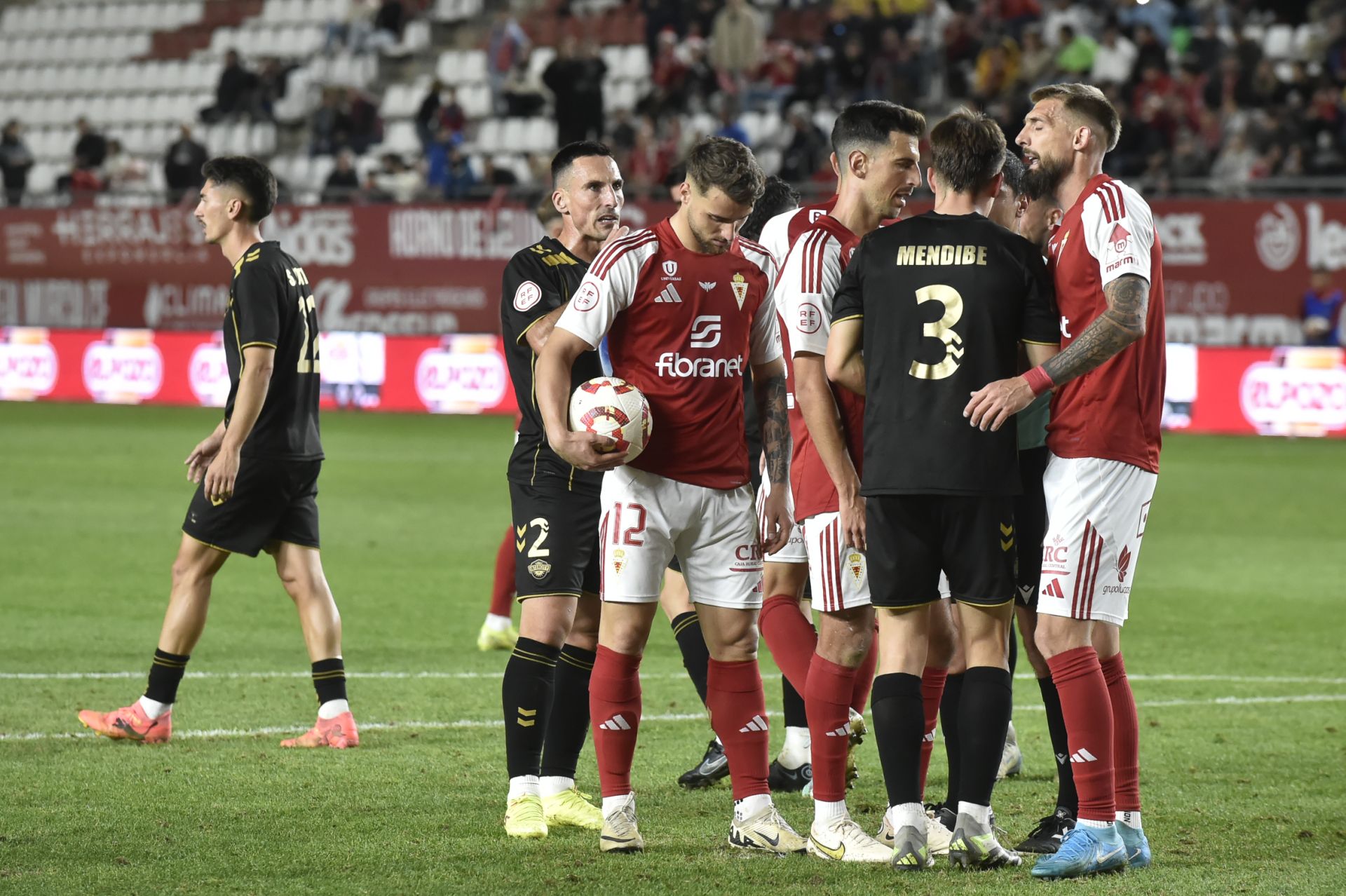 El empate del Real Murcia frente al Intercity, en imágenes