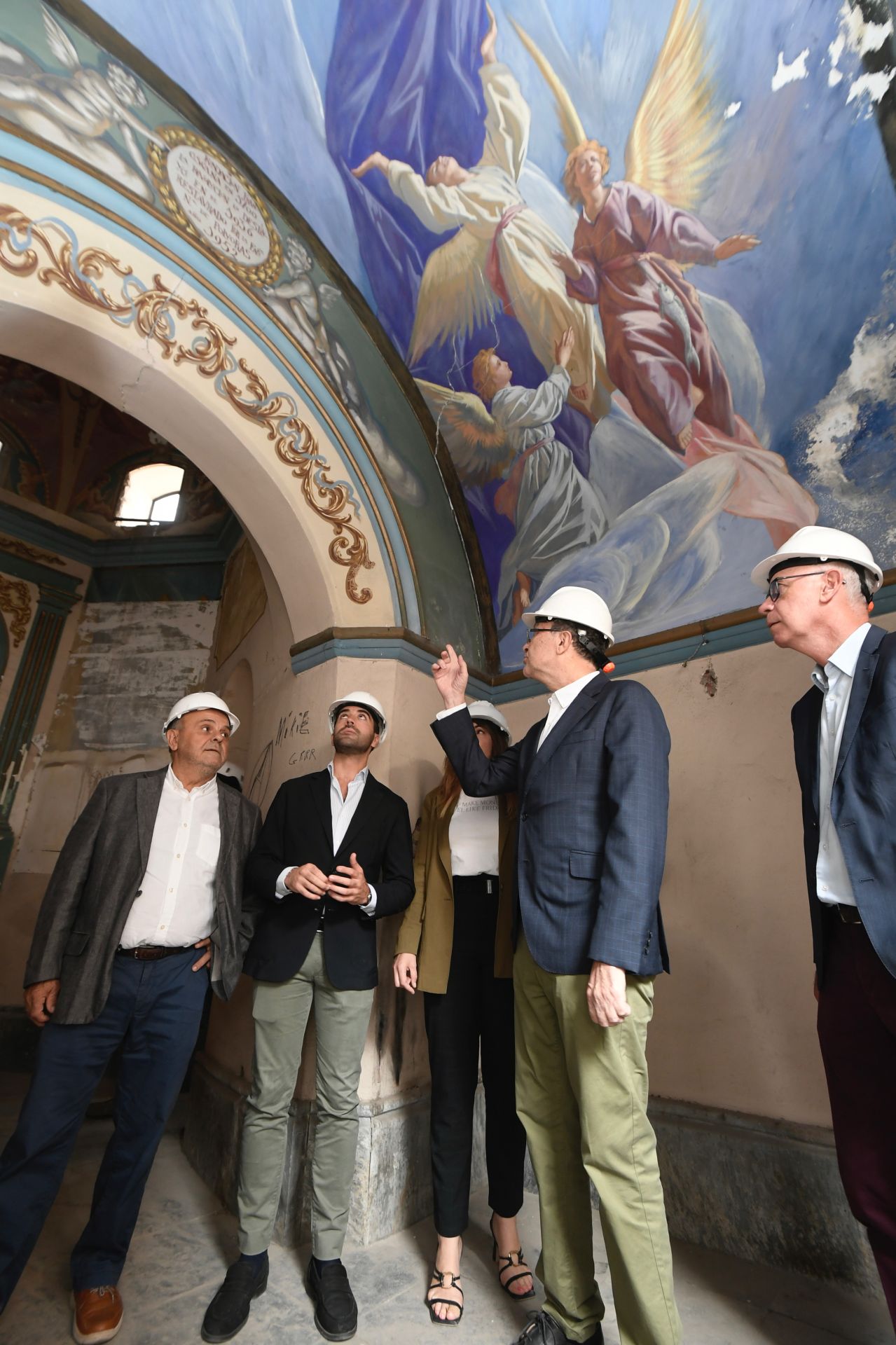 El Ayuntamiento de Murcia ultima un acuerdo de cesión con el Servicio de Patrimonio del Estado para rehabilitar la ermita del Salitre -situada en pleno centro de la capital, donde lleva años cerrada- y dedicarla a actividades culturales.