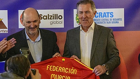 Rafael Louzán: «Ojalá, más pronto que tarde, el Real Murcia esté en el fútbol profesional»