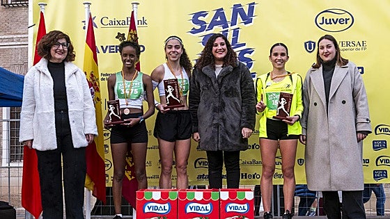 El podio de la San Silvestre de Murcia 2024, en imágenes