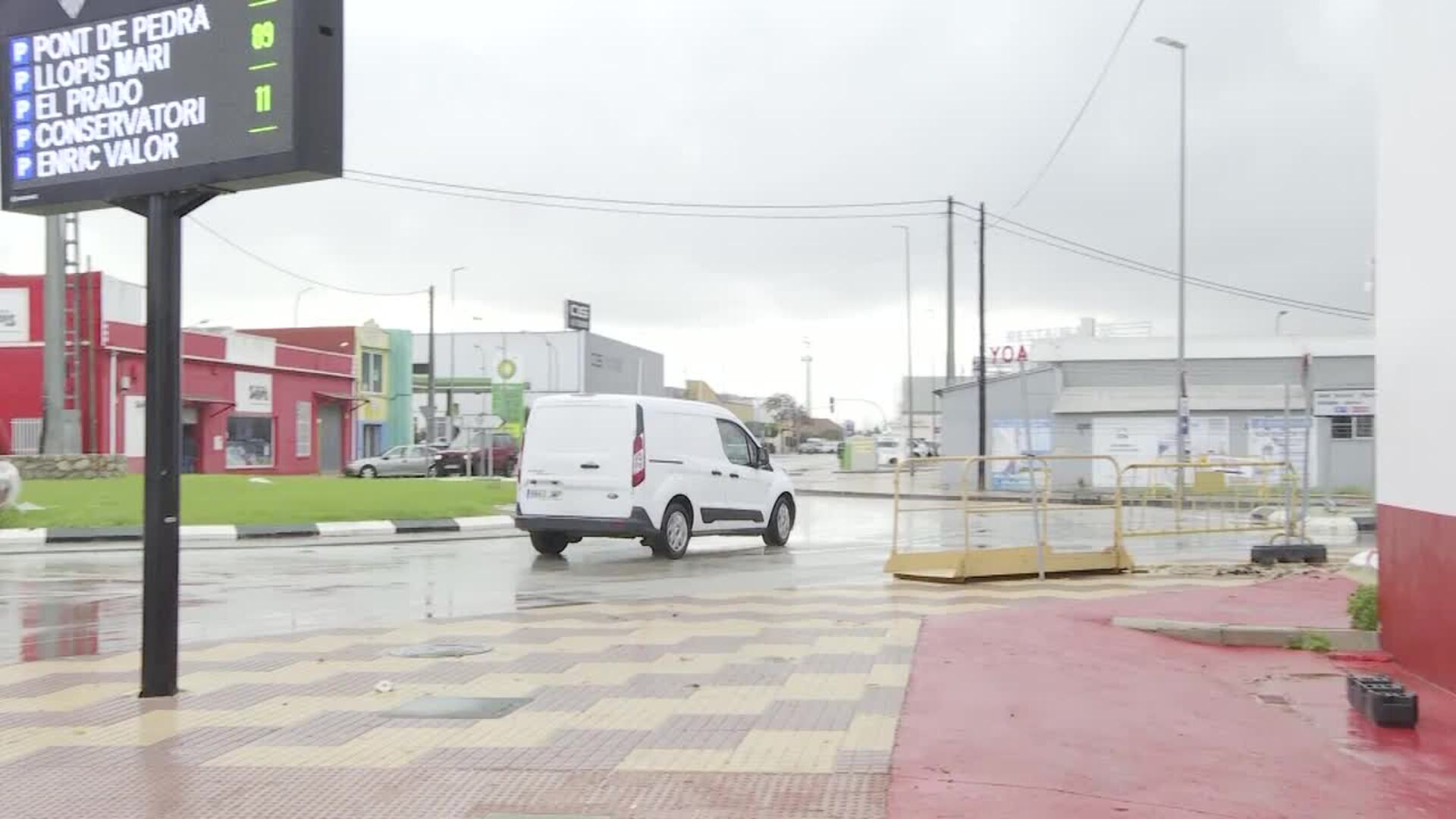 Cullera vive durante la noche fuertes lluvias