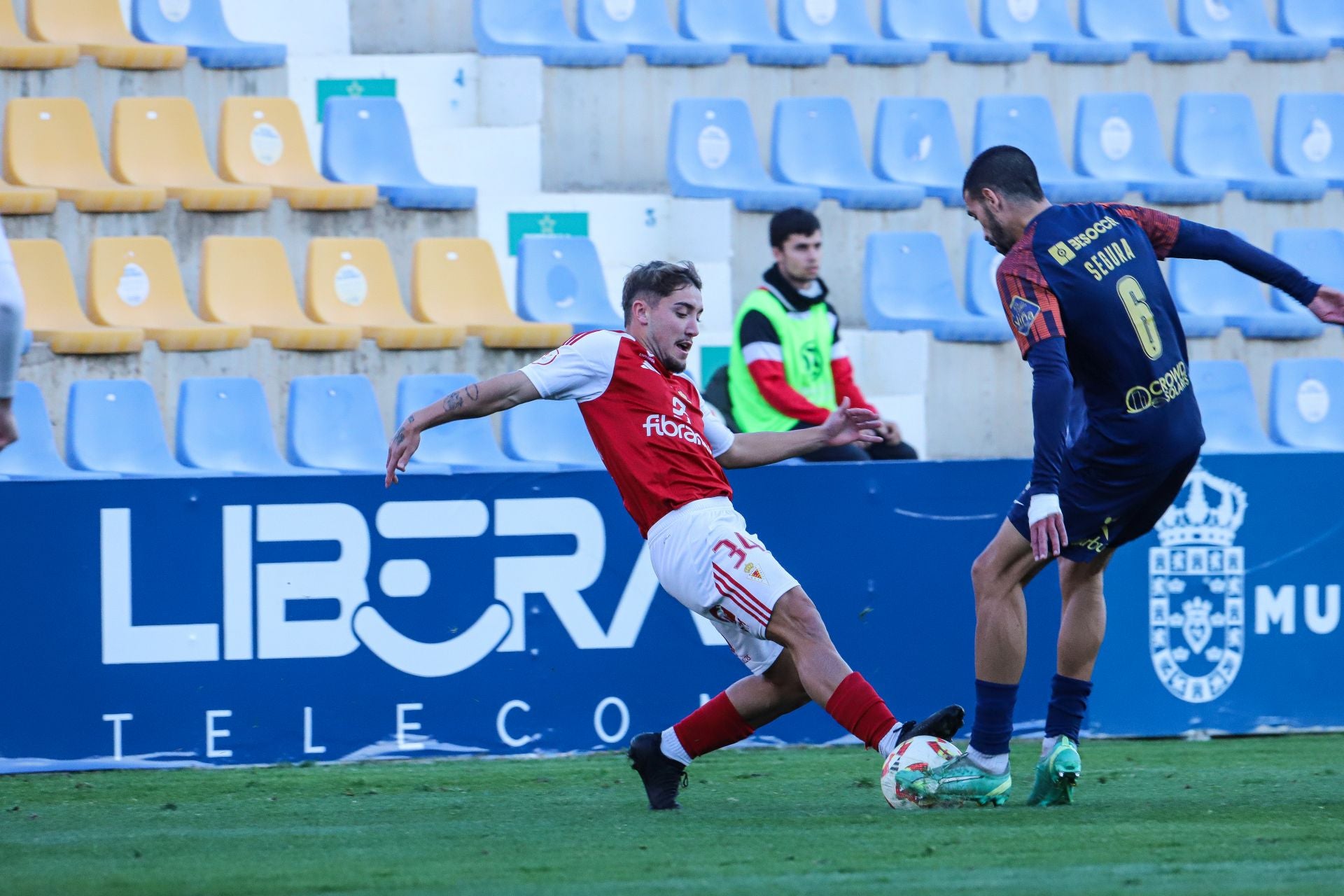 El partido benéfico entre Real Murcia y UCAM, en imágenes