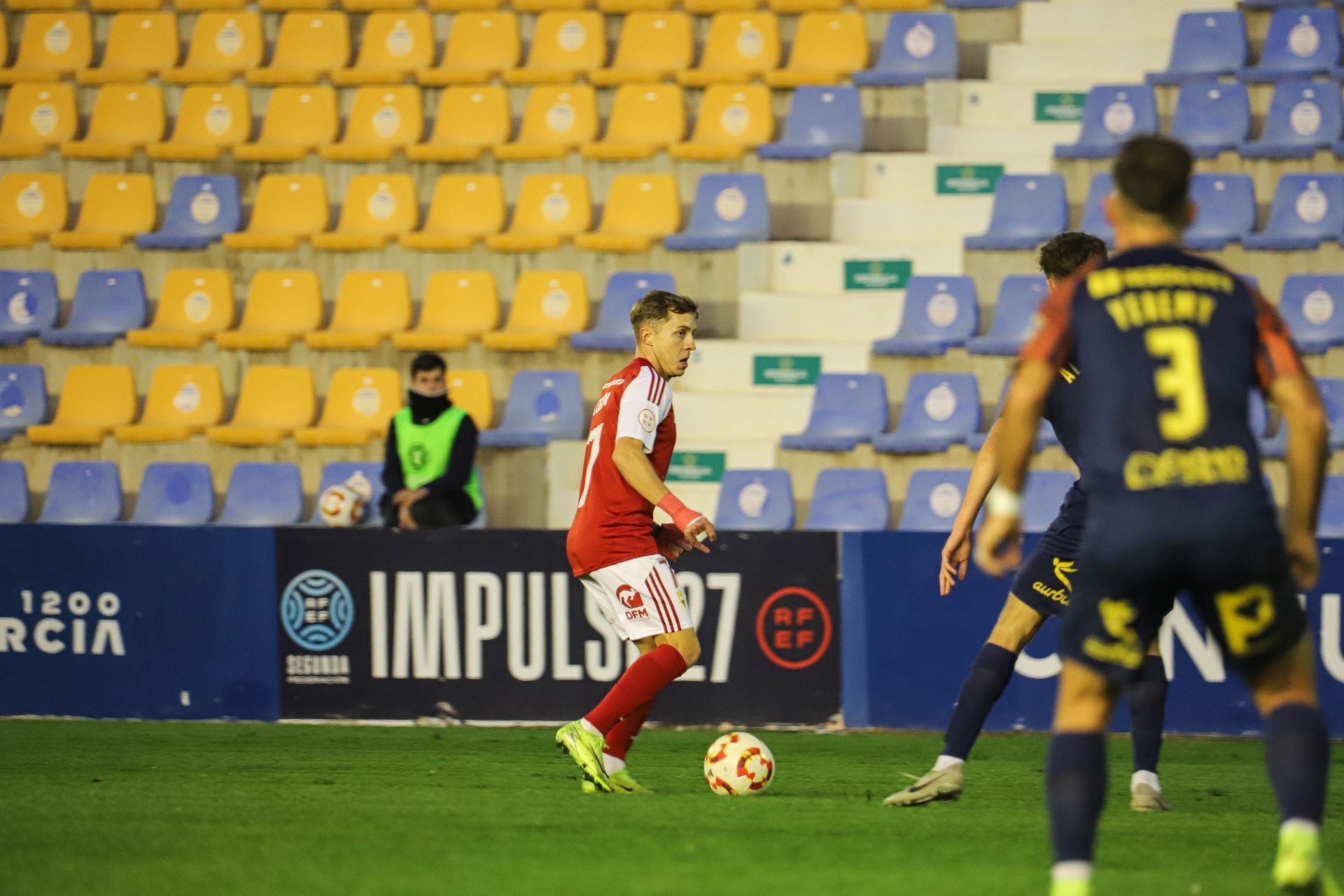 El partido benéfico entre Real Murcia y UCAM, en imágenes