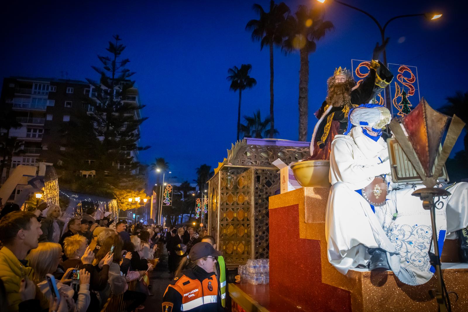 Las imágenes de la cabalgata de Reyes Magos de Torrevieja