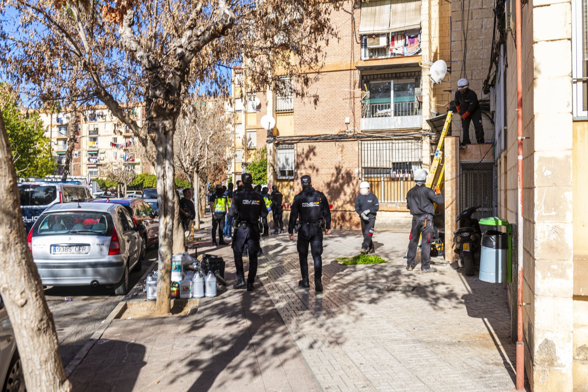 La redada antidroga en el barrio murciano de La Paz, en imágenes