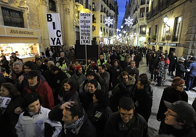 Manifestación para pedir que el yacimiento fuera declarado Bien de Interés Cultural (BIC), el 19 de diciembre de 2009.
