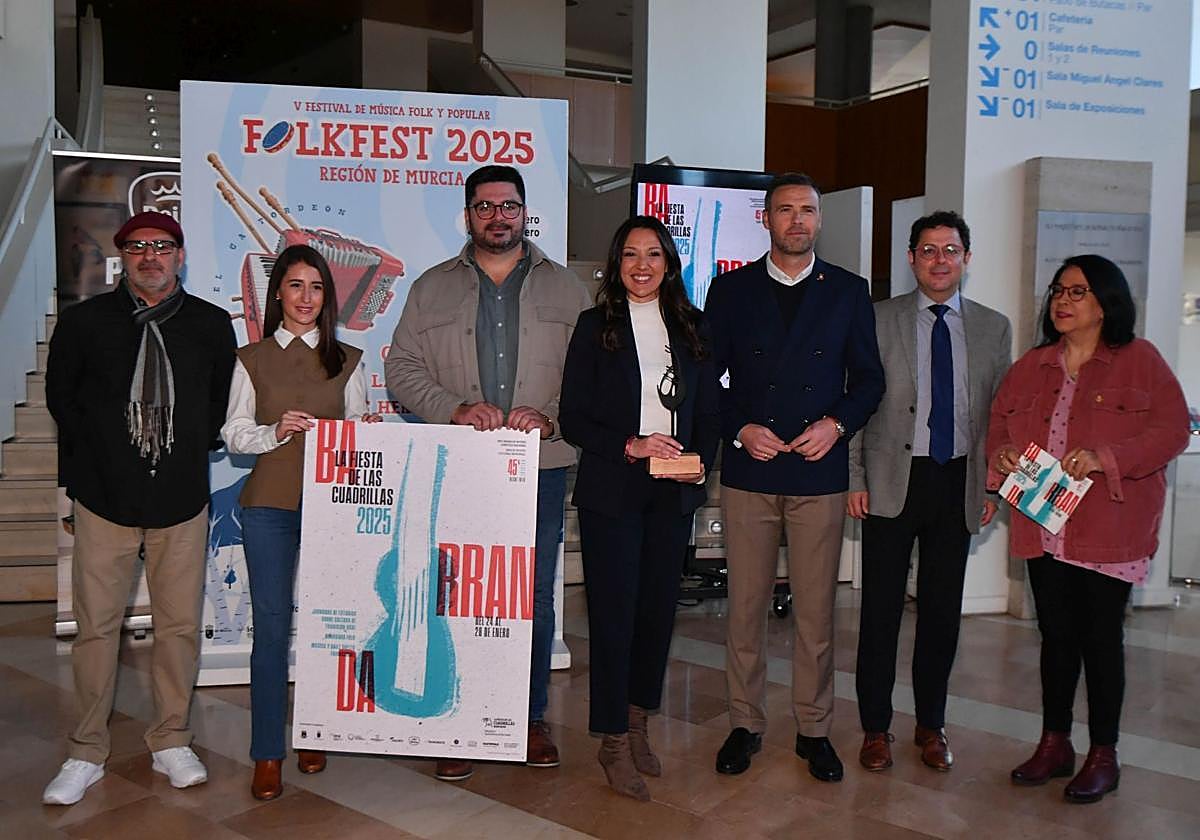 La presentación del Festival de Cuadrillas de Barranda, este martes, con la consejera de Cultura, Carmen Conesa, y el alcalde de Caravaca, José Francisco García.