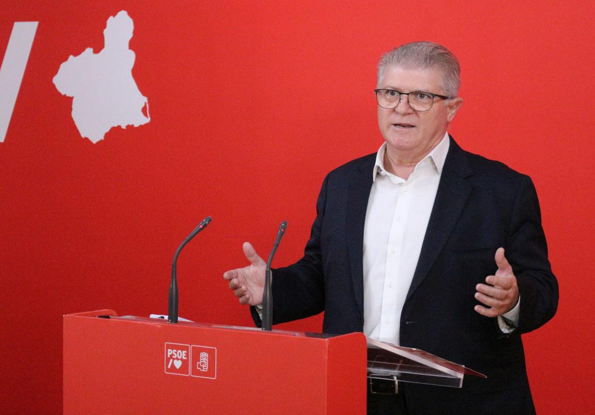 Vélez: «López Miras sigue con sus mentiras e 'infragestión', mientras el Gobierno de España saca adelante a la Región»