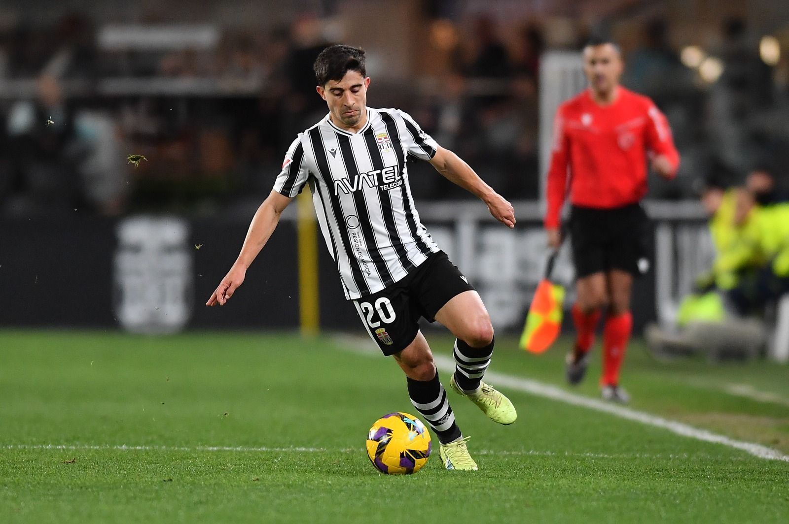 La derrota del Cartagena frente al Oviedo, en imágenes