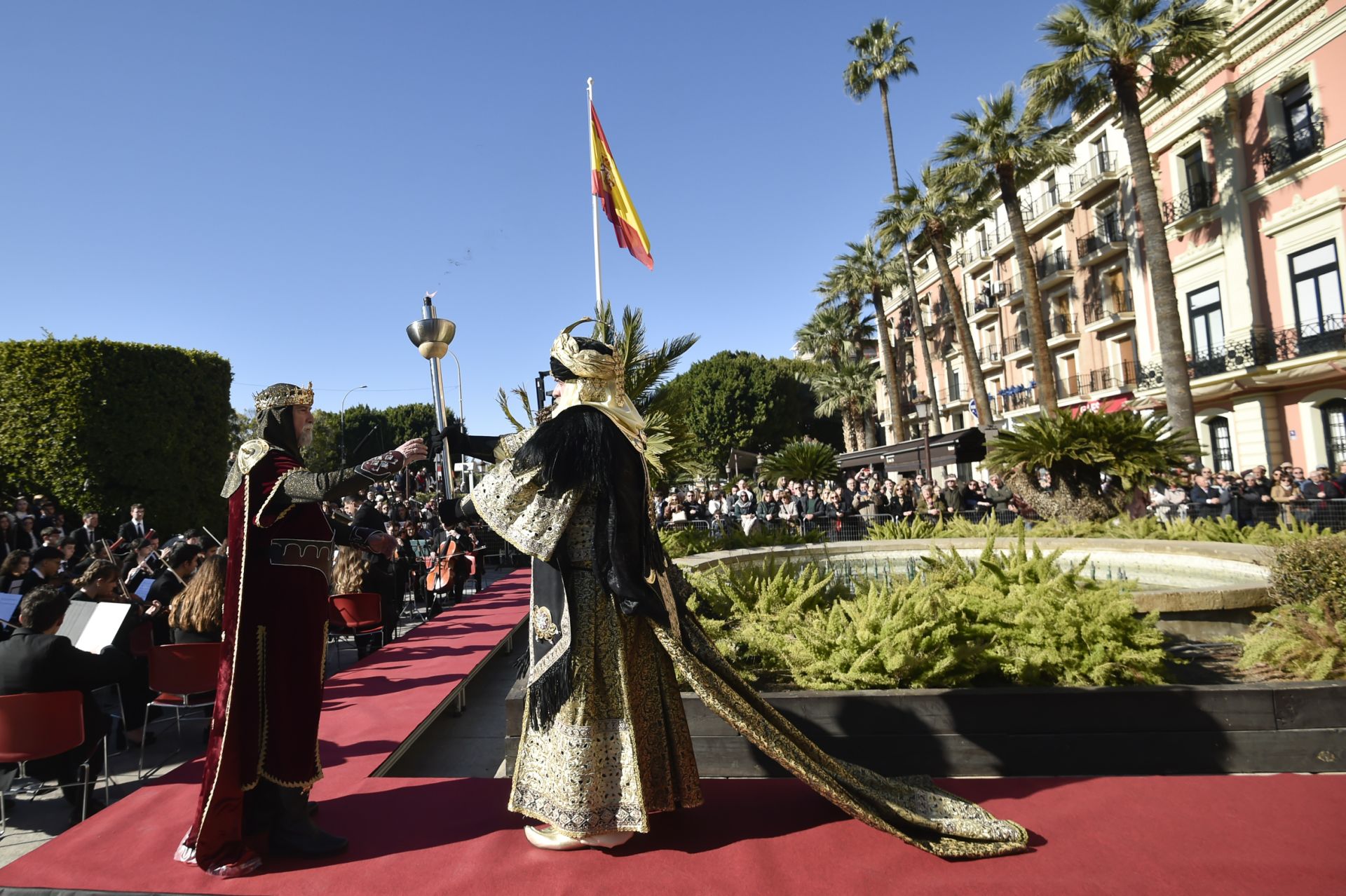 El encendido del pebetero del 1200 aniversario de Murcia y acto inaugural, en imágenes