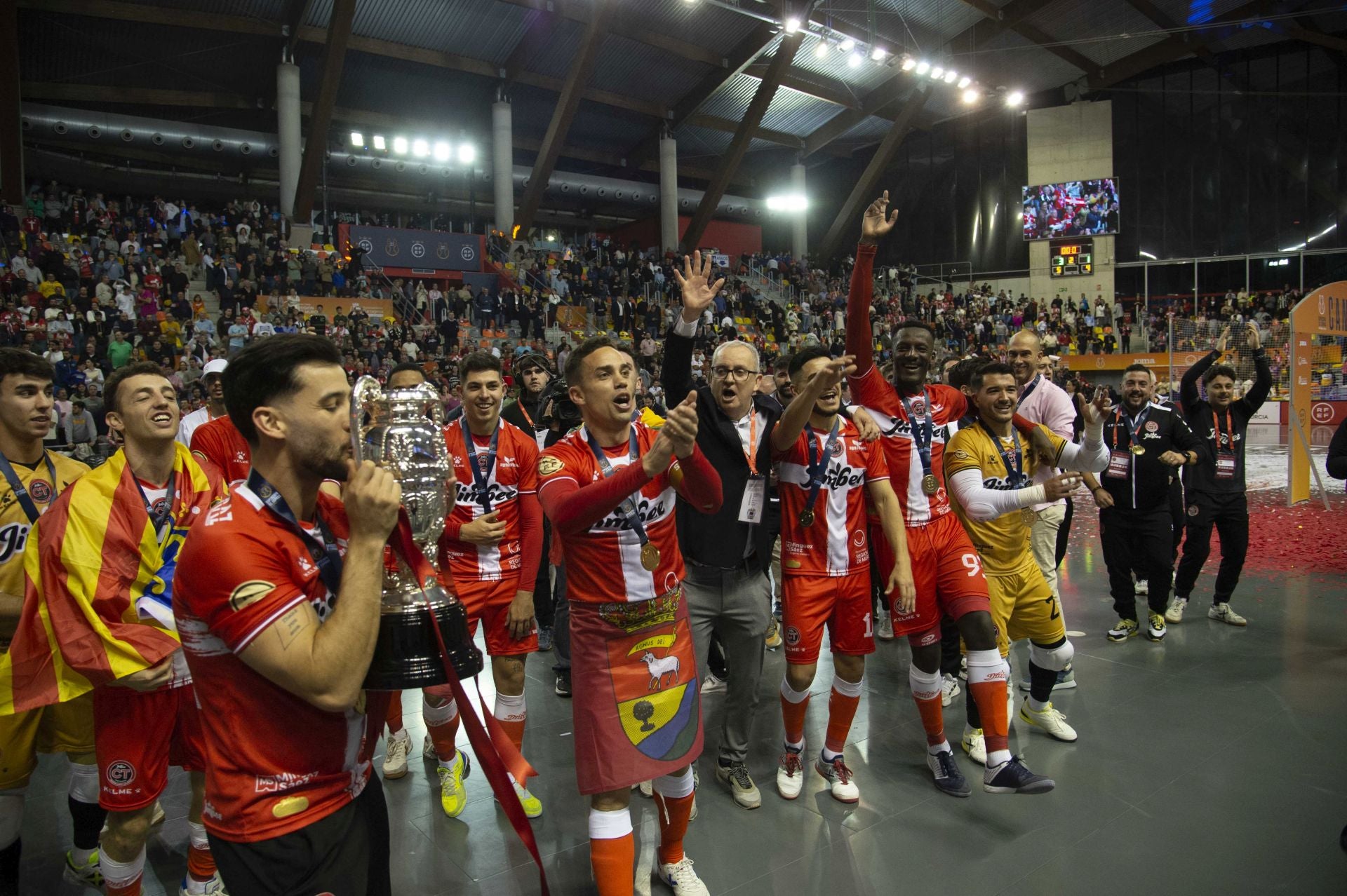 El Jimbee consigue la Supercopa ante el Betis