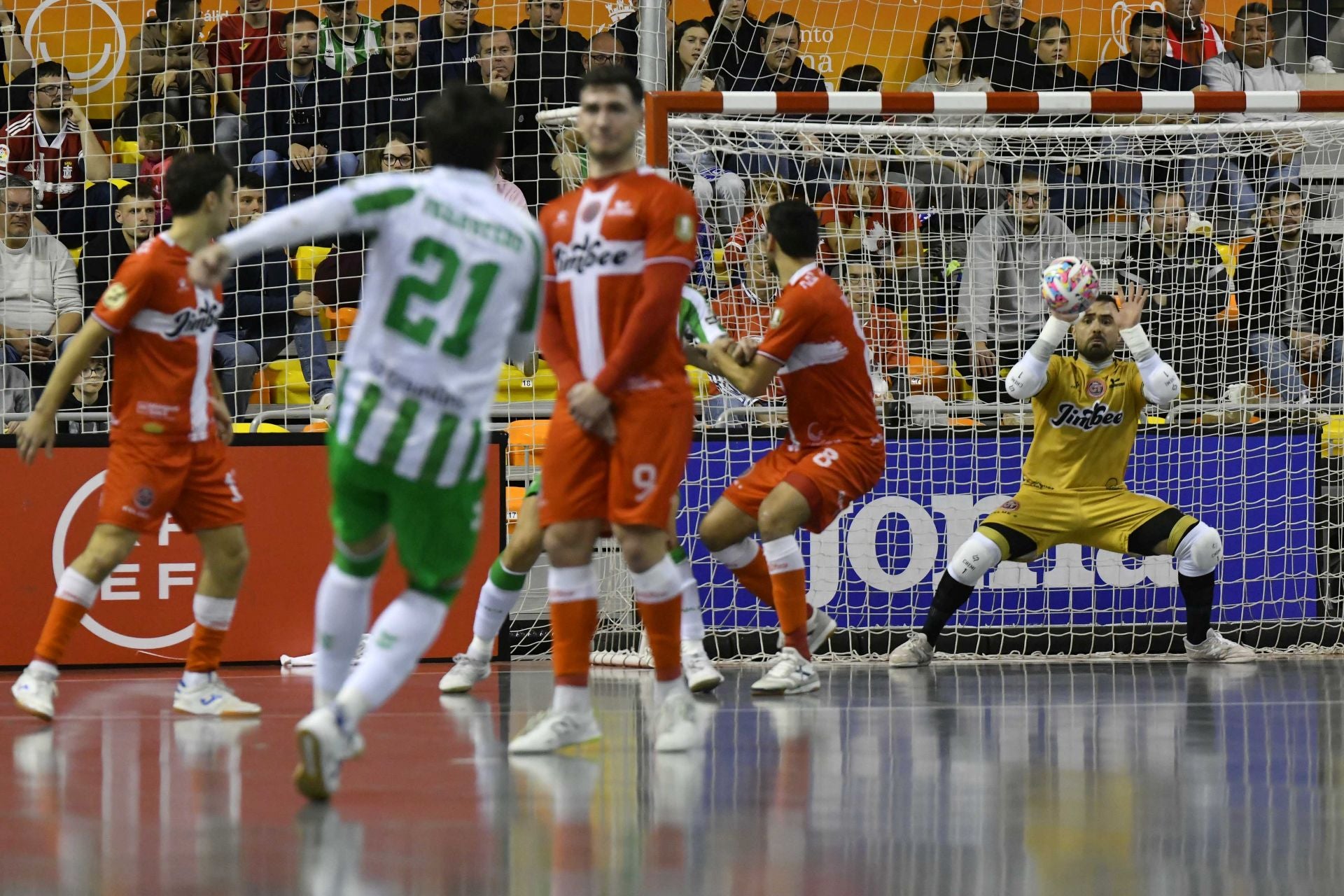 El Jimbee consigue la Supercopa ante el Betis