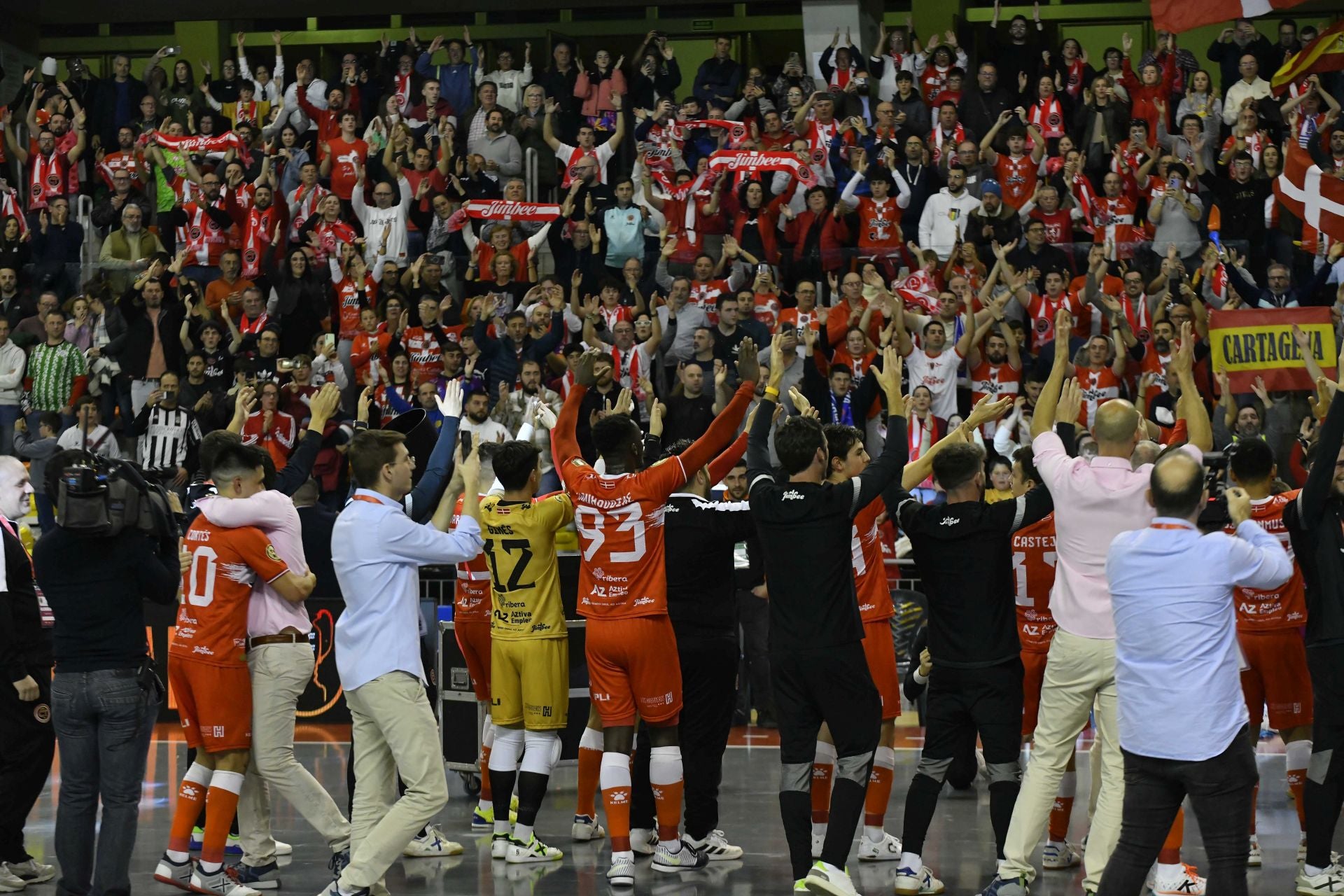 El Jimbee consigue la Supercopa ante el Betis