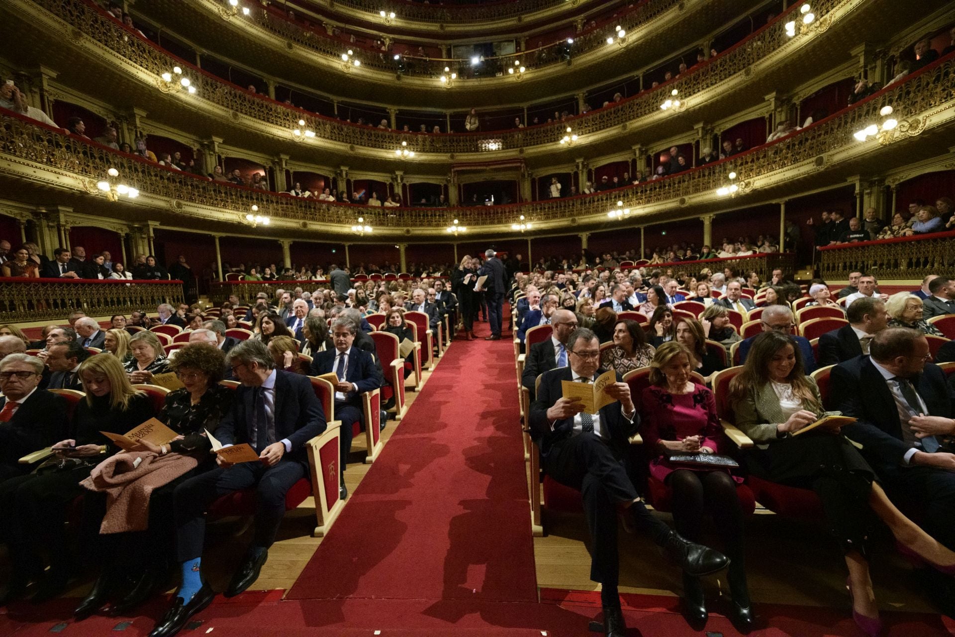 El encendido del pebetero del 1200 aniversario de Murcia y acto inaugural, en imágenes