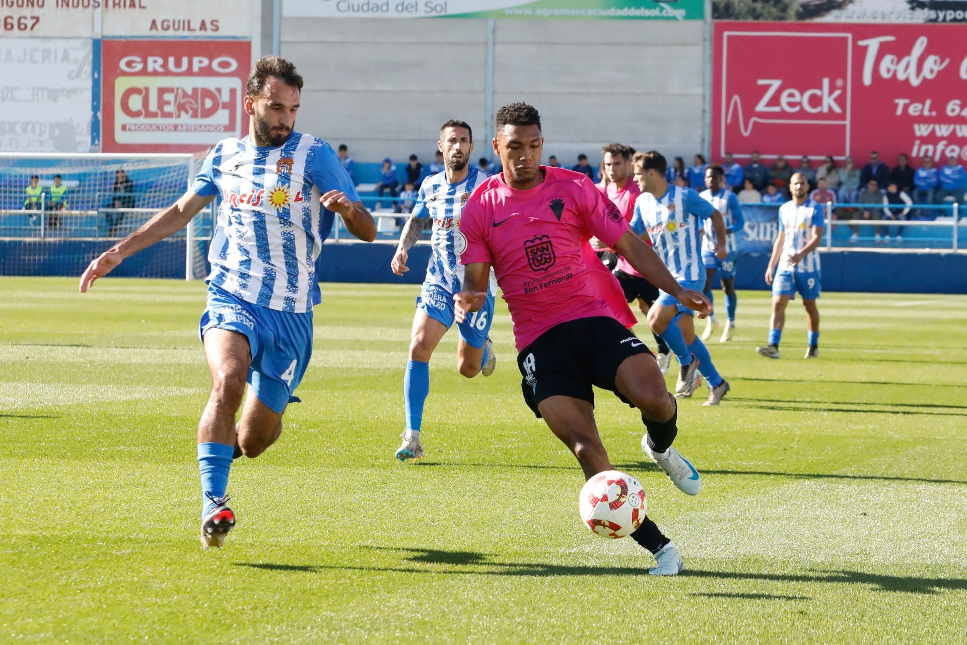 Las imágenes del Águilas-San Fernando (1-1)