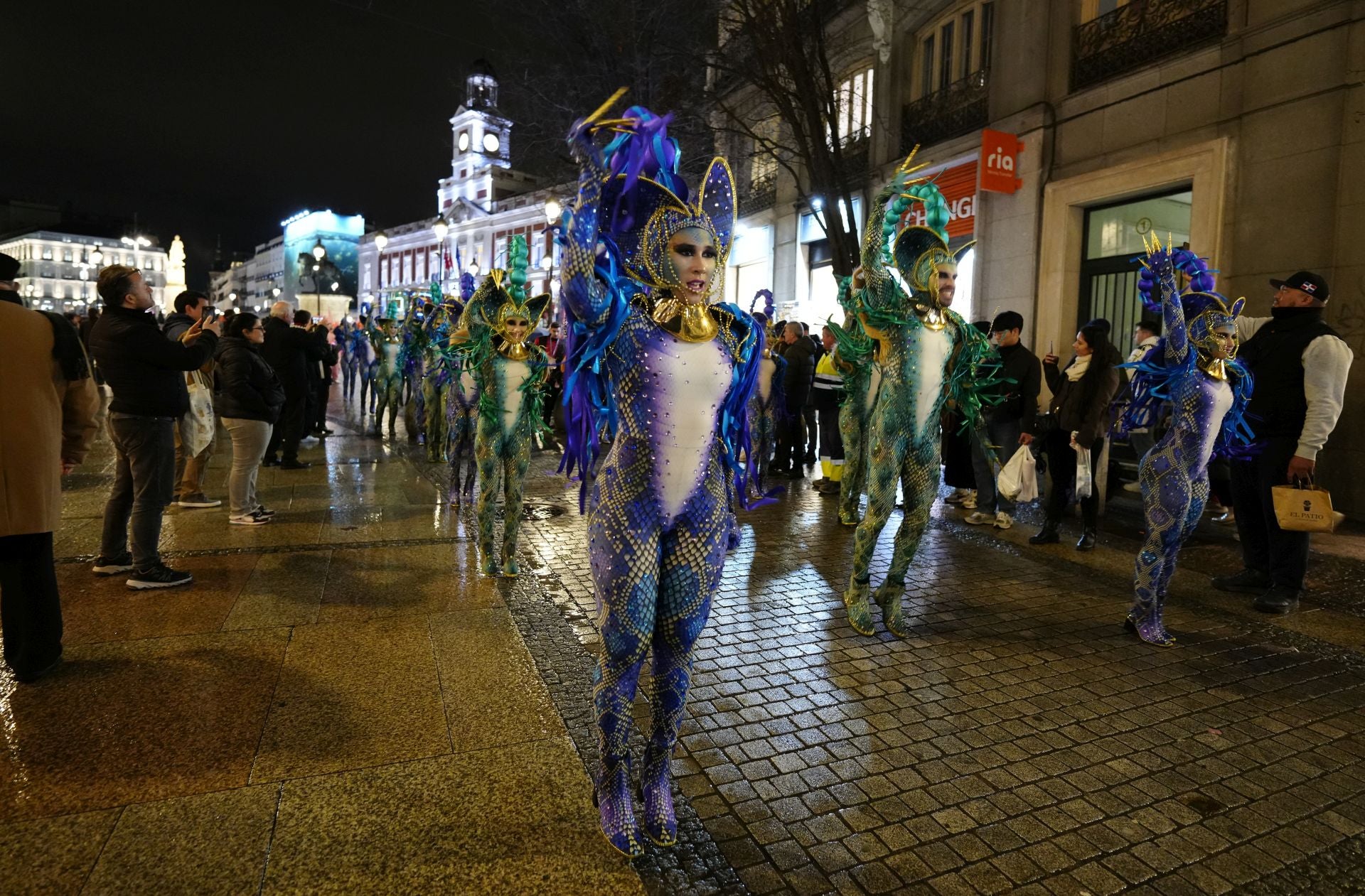 Las imágenes del desfile de Moros y Cristianos, sardineros y huertanos en Madrid