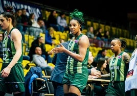 Reshanda Gray, en sus días como jugadora del Ormanspor turco, con el que compitió en la EuroCup Women.