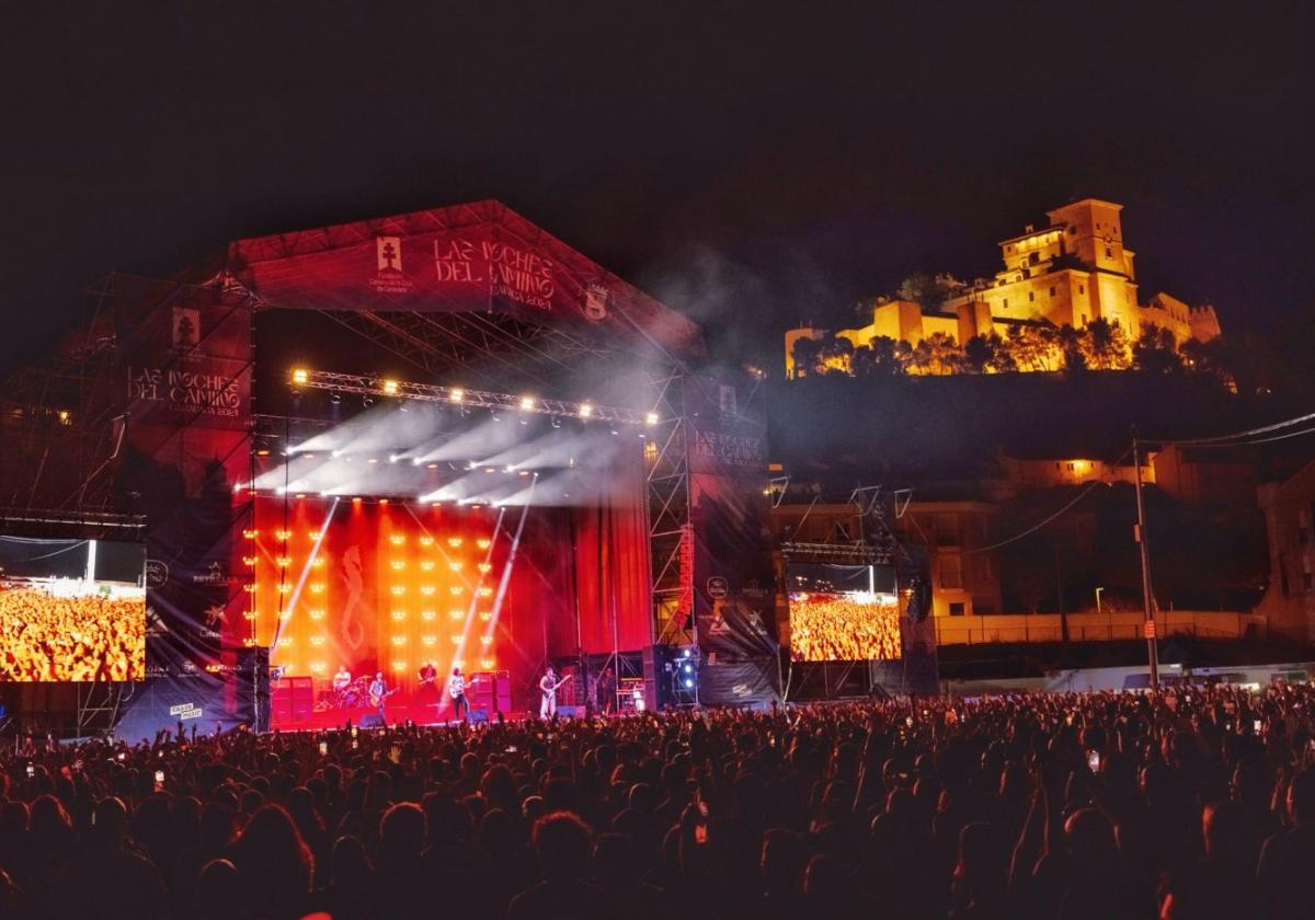 El concierto de Arde Bogotá se celebró junto al complejo deportivo El Salvador.