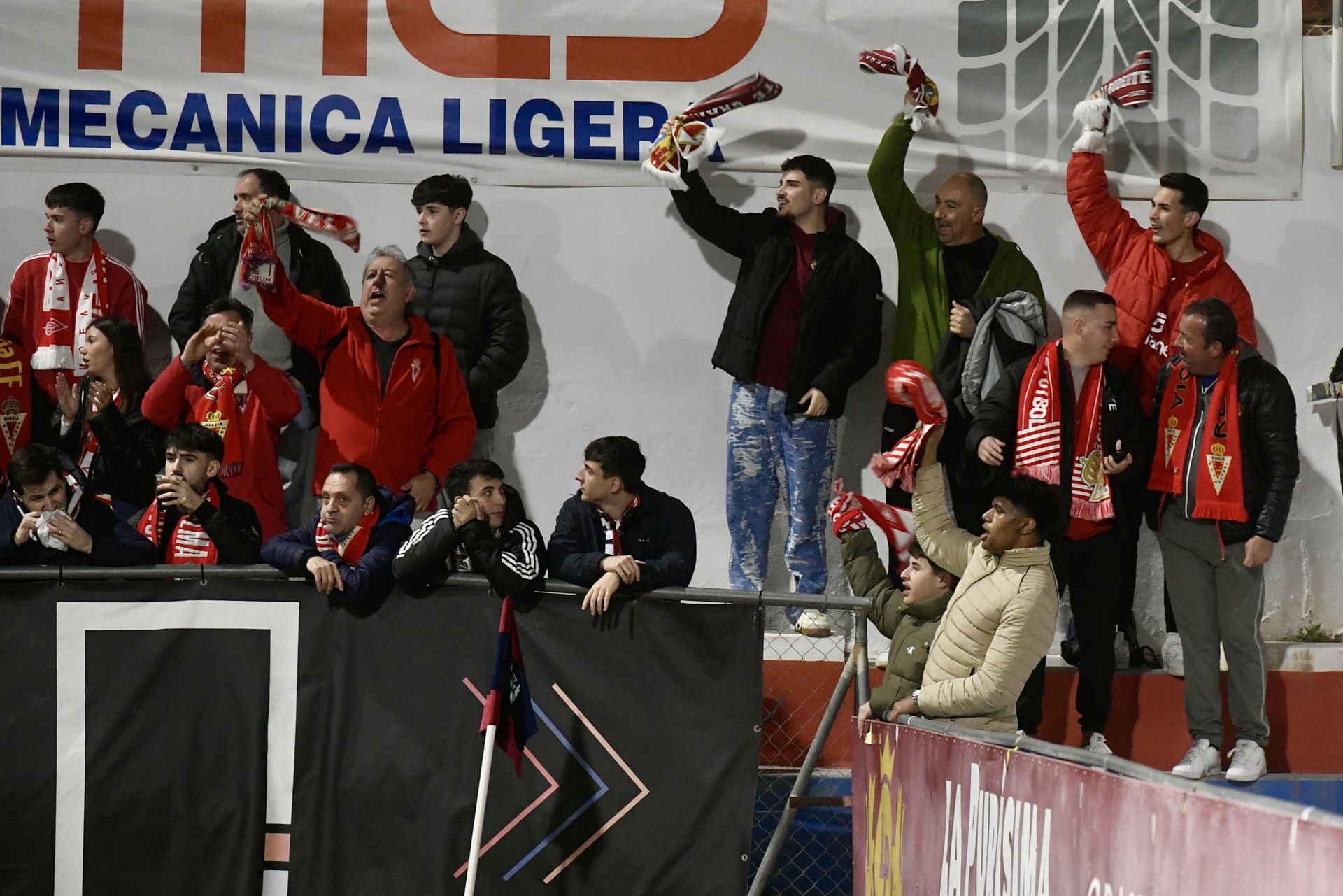 La victoria del Real Murcia frente al Yeclano Deportivo, en imágenes