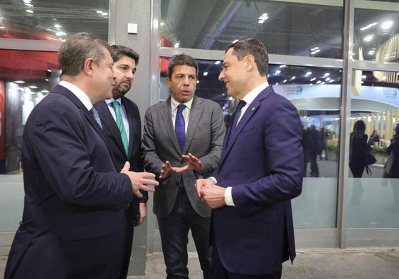 García Page, López Miras, Mazón y Moreno Bonilla en el encuentro de los cuatro presidentes durante la edición de Fitur del pasado año.