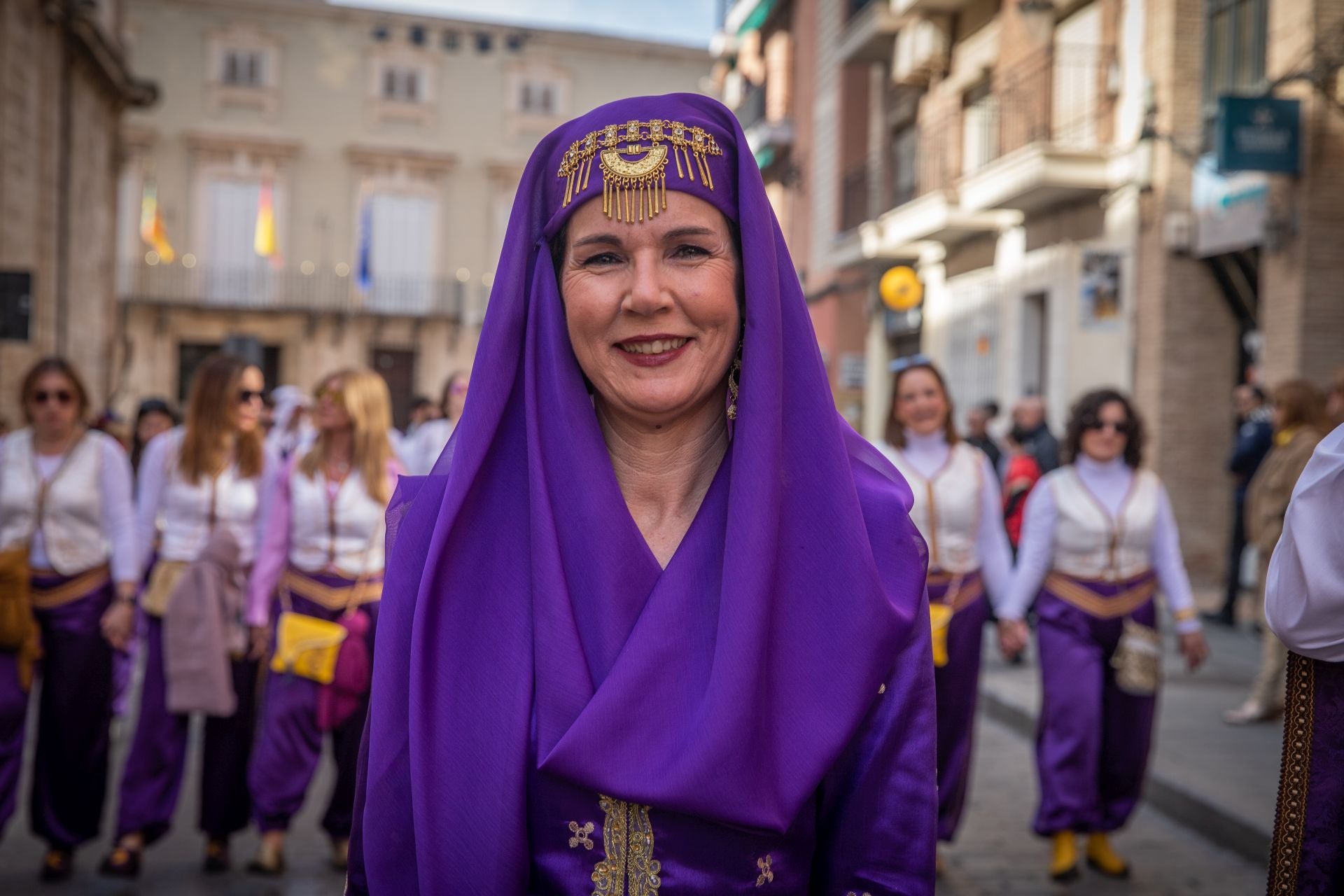 Las imágenes del desfile del Medio Año Festero en Orihuela