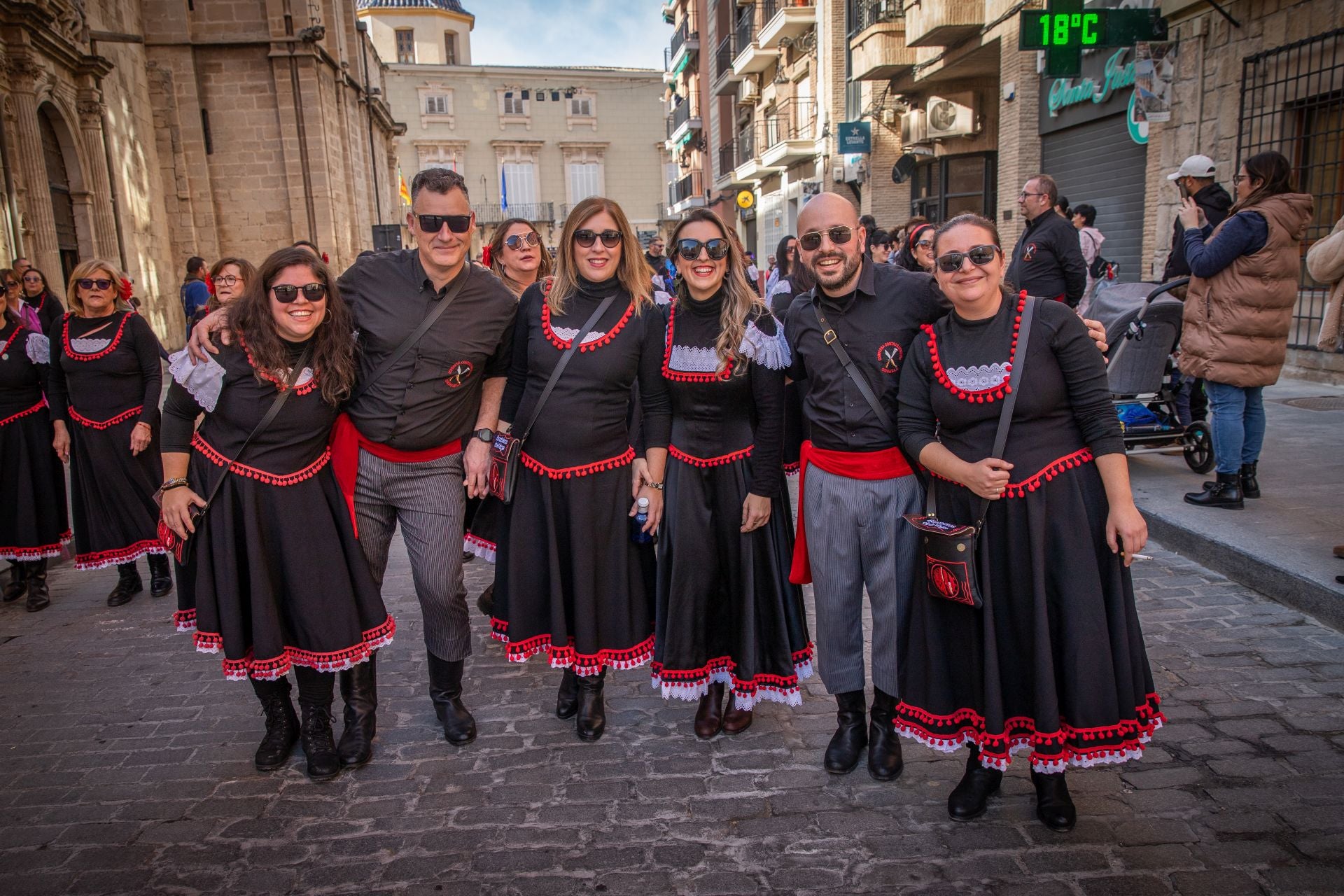 Las imágenes del desfile del Medio Año Festero en Orihuela
