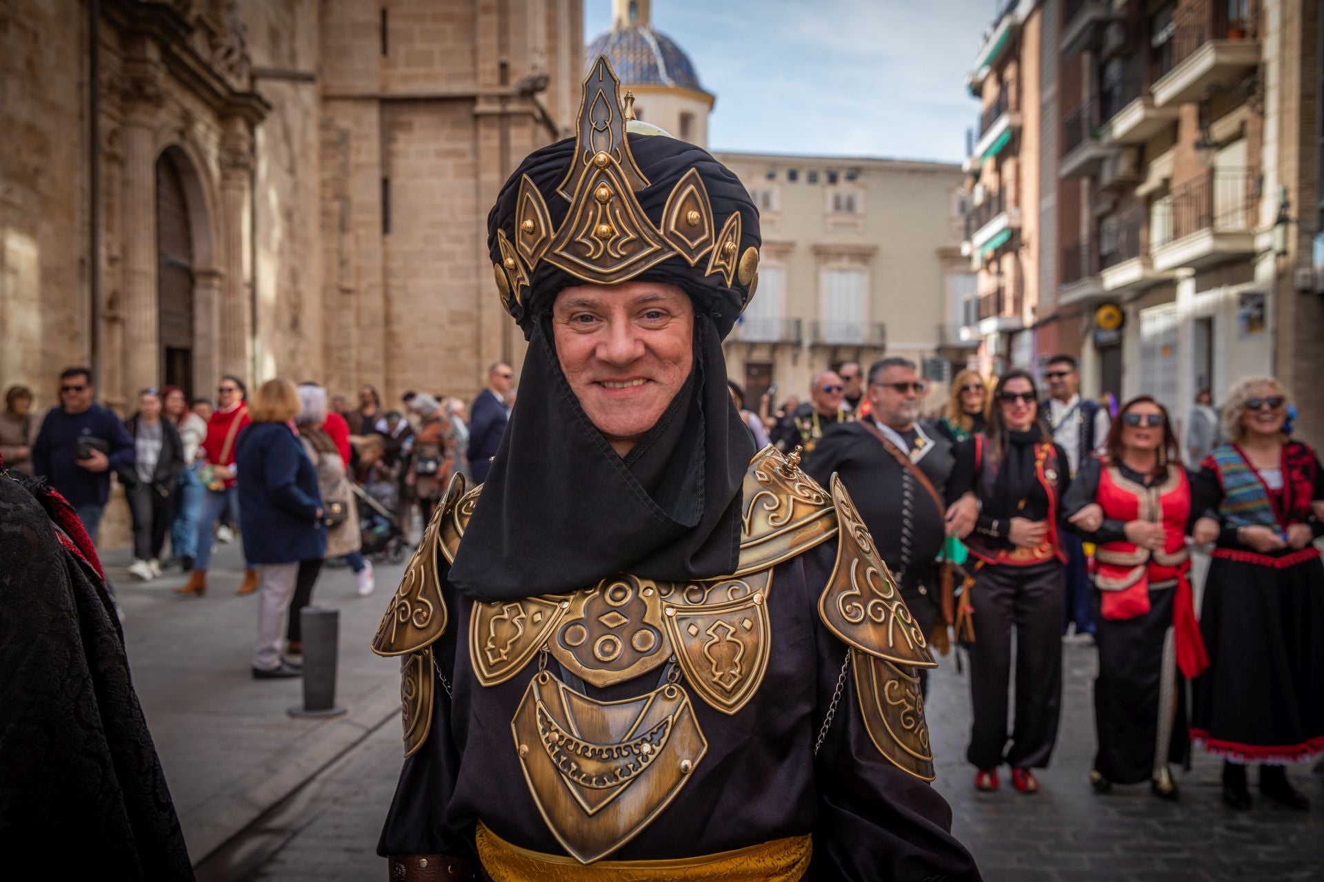 Las imágenes del desfile del Medio Año Festero en Orihuela