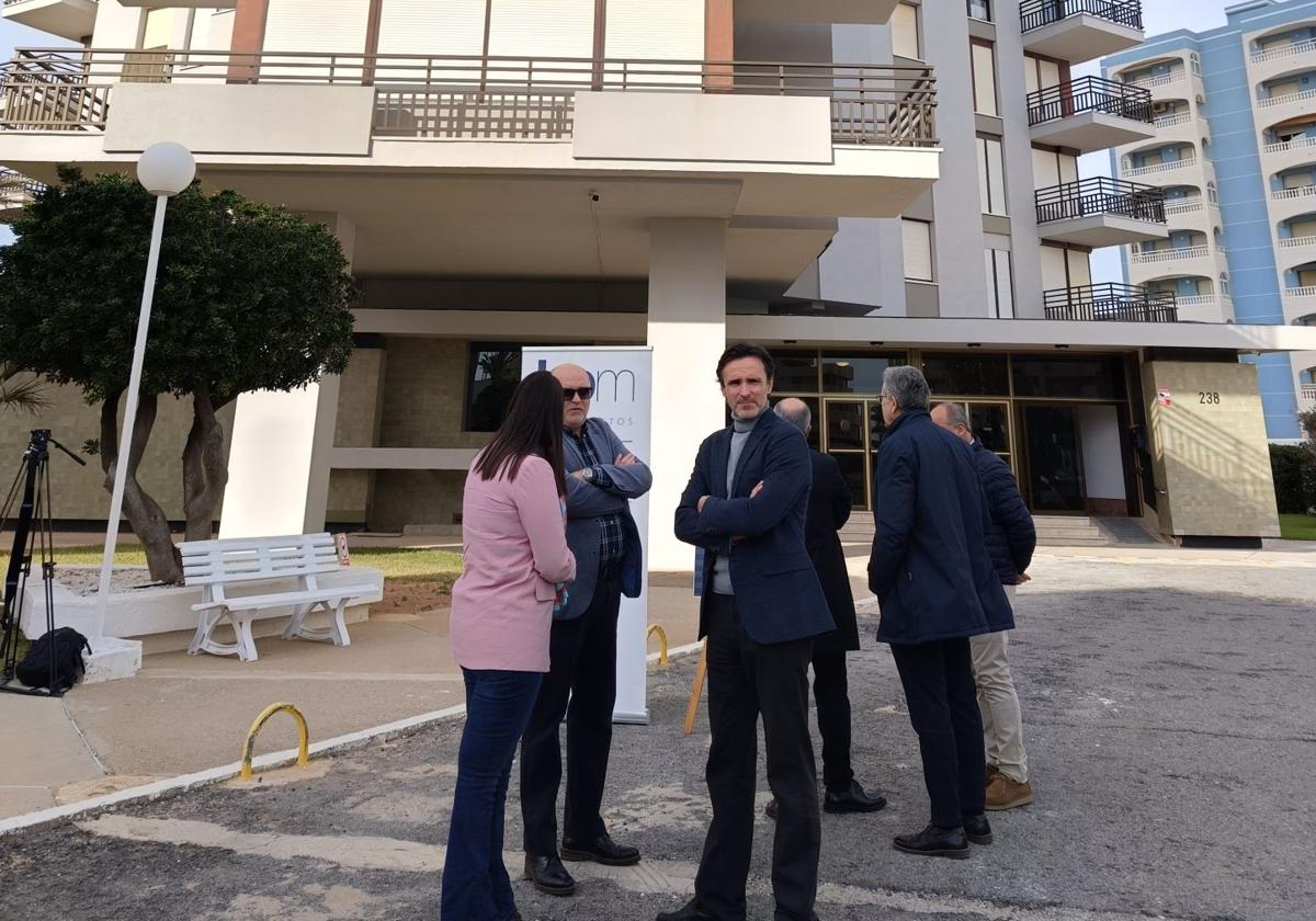 Las ayudas regionales para la mejora energética de edificios llegan a 64 familias de Cartagena