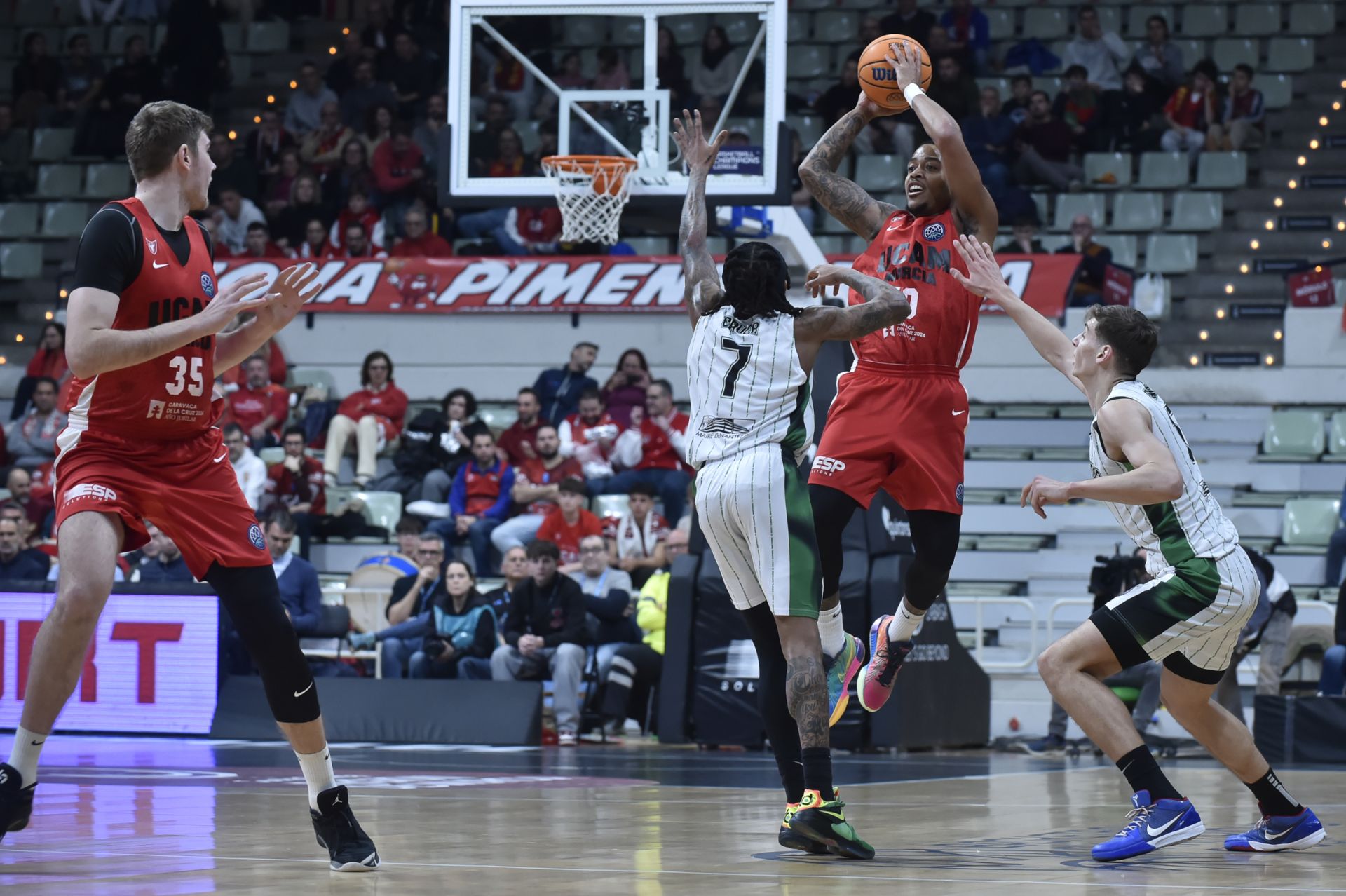 Las imágenes del UCAM-Nanterre (95-84)