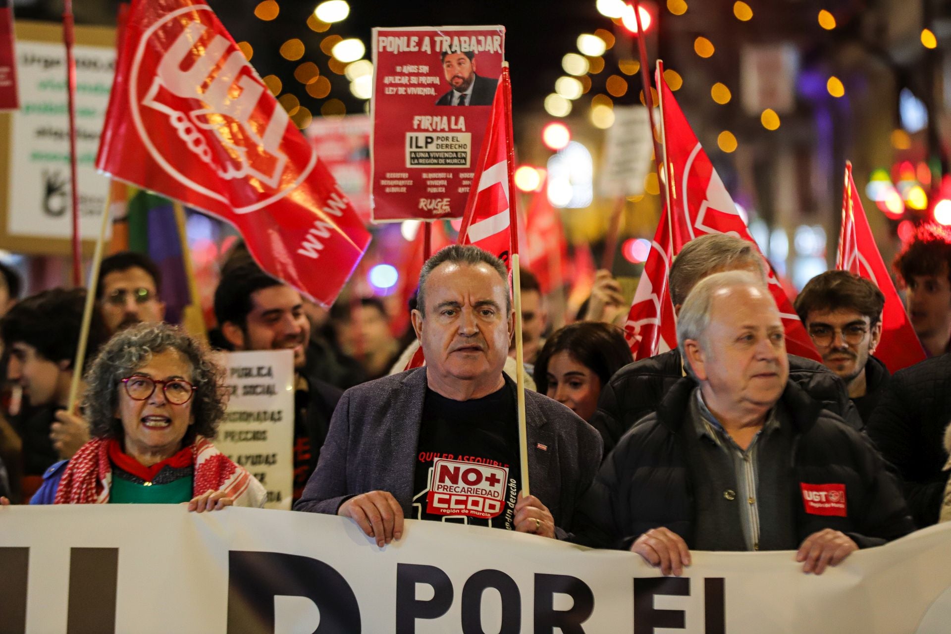 En imágenes, la marcha por la ILP por una vivienda digna