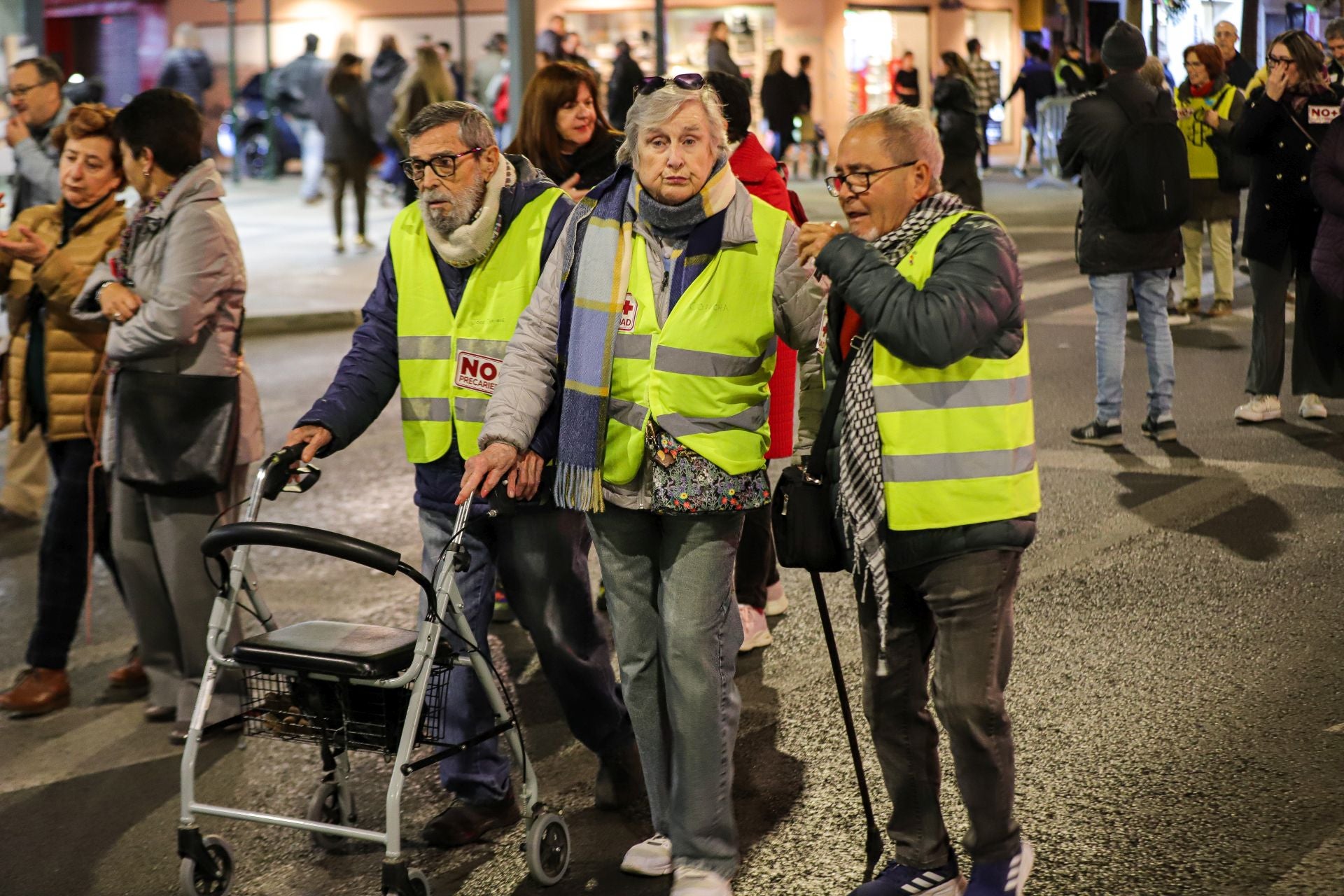 En imágenes, la marcha por la ILP por una vivienda digna