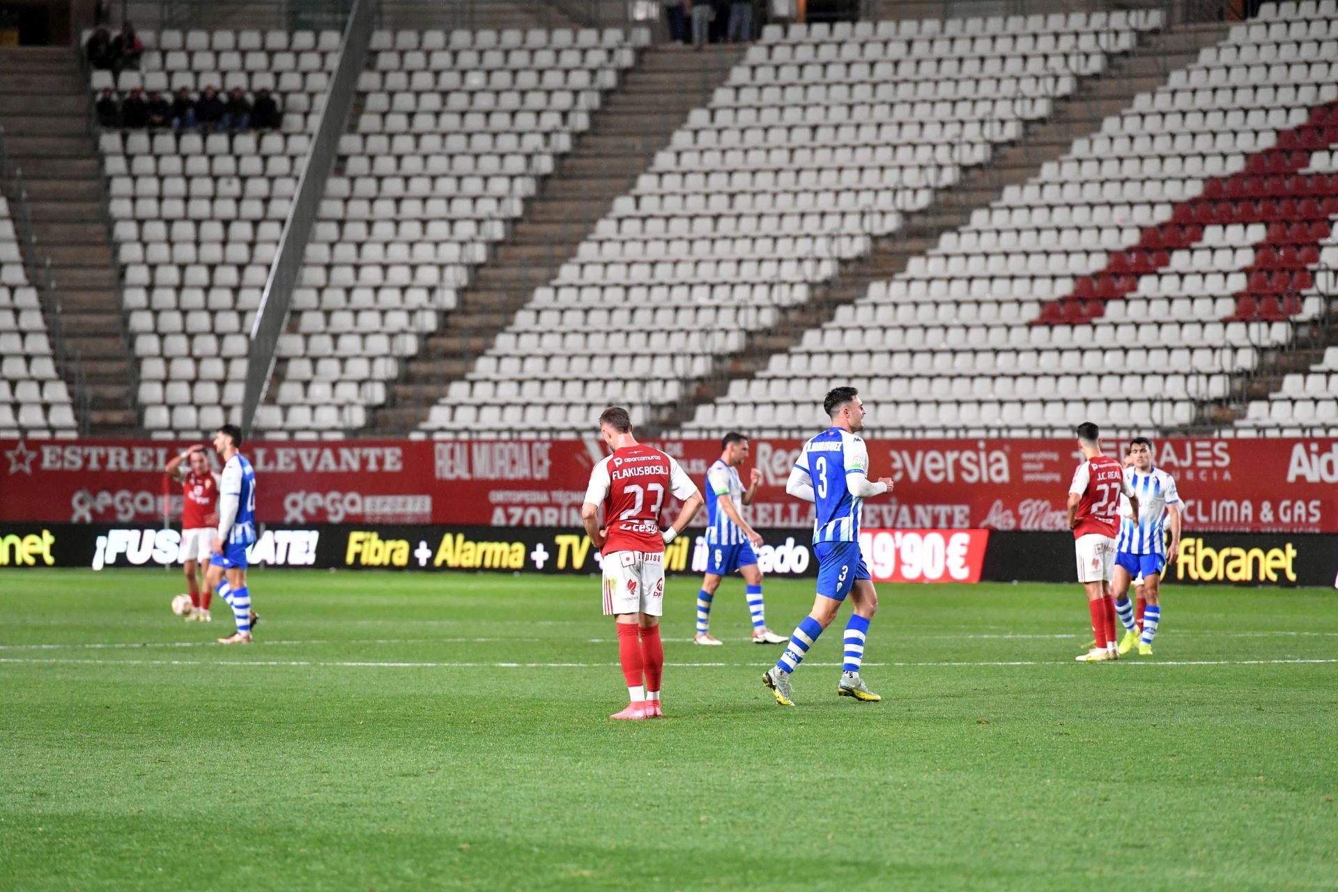 En imágenes, el partido del Real Murcia - Alcoyano