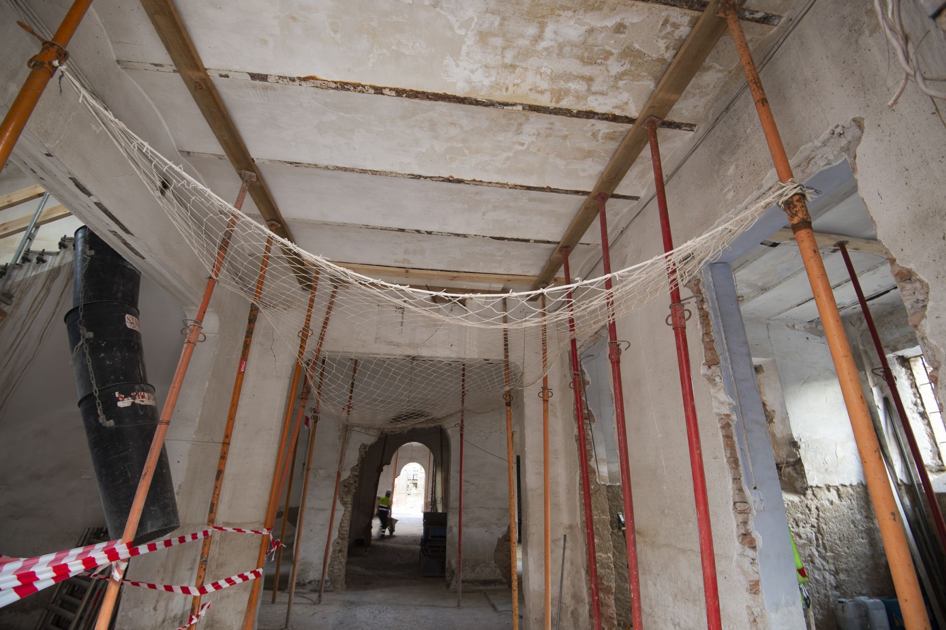 Las obras de consolidación de la estructura de la Cárcel Vieja de Murcia, en imágenes