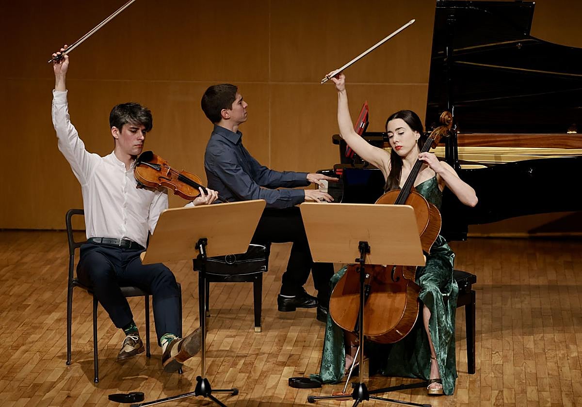 El Trío Jakob, este lunes, en el Auditorio Víctor Villegas.