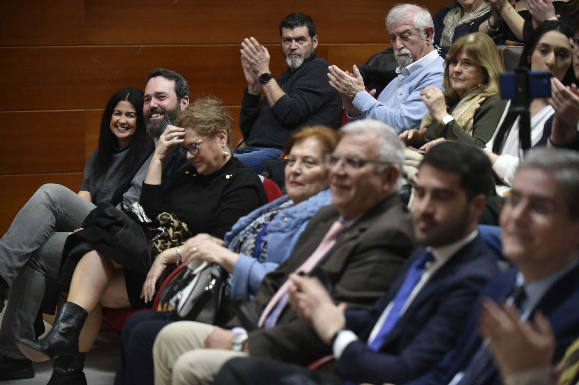 Presentación de las candidatas a abanderadas de Moros y Cristianos de Murcia, en imágenes