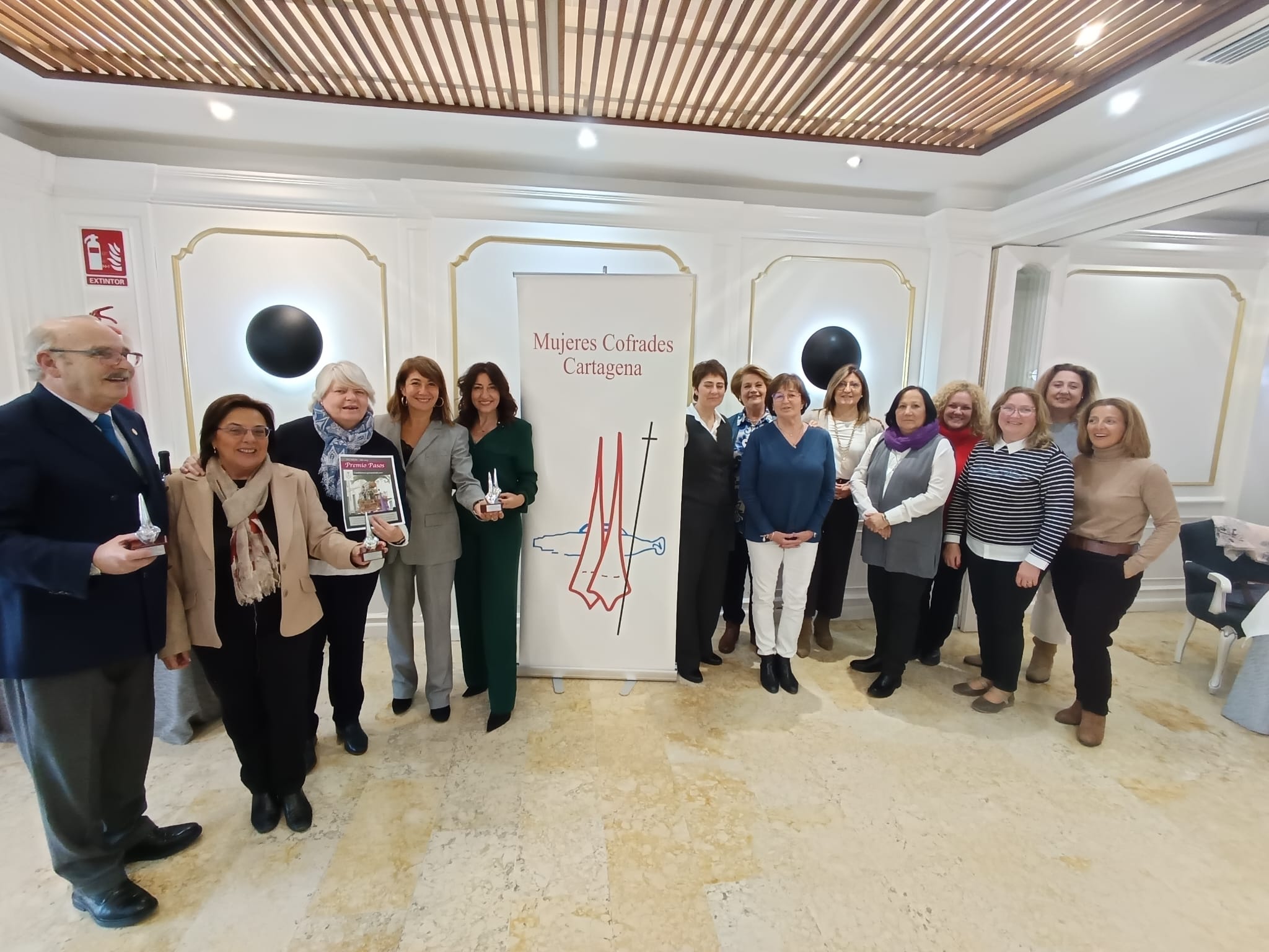 Los miembros del jurado tras la deliberación.