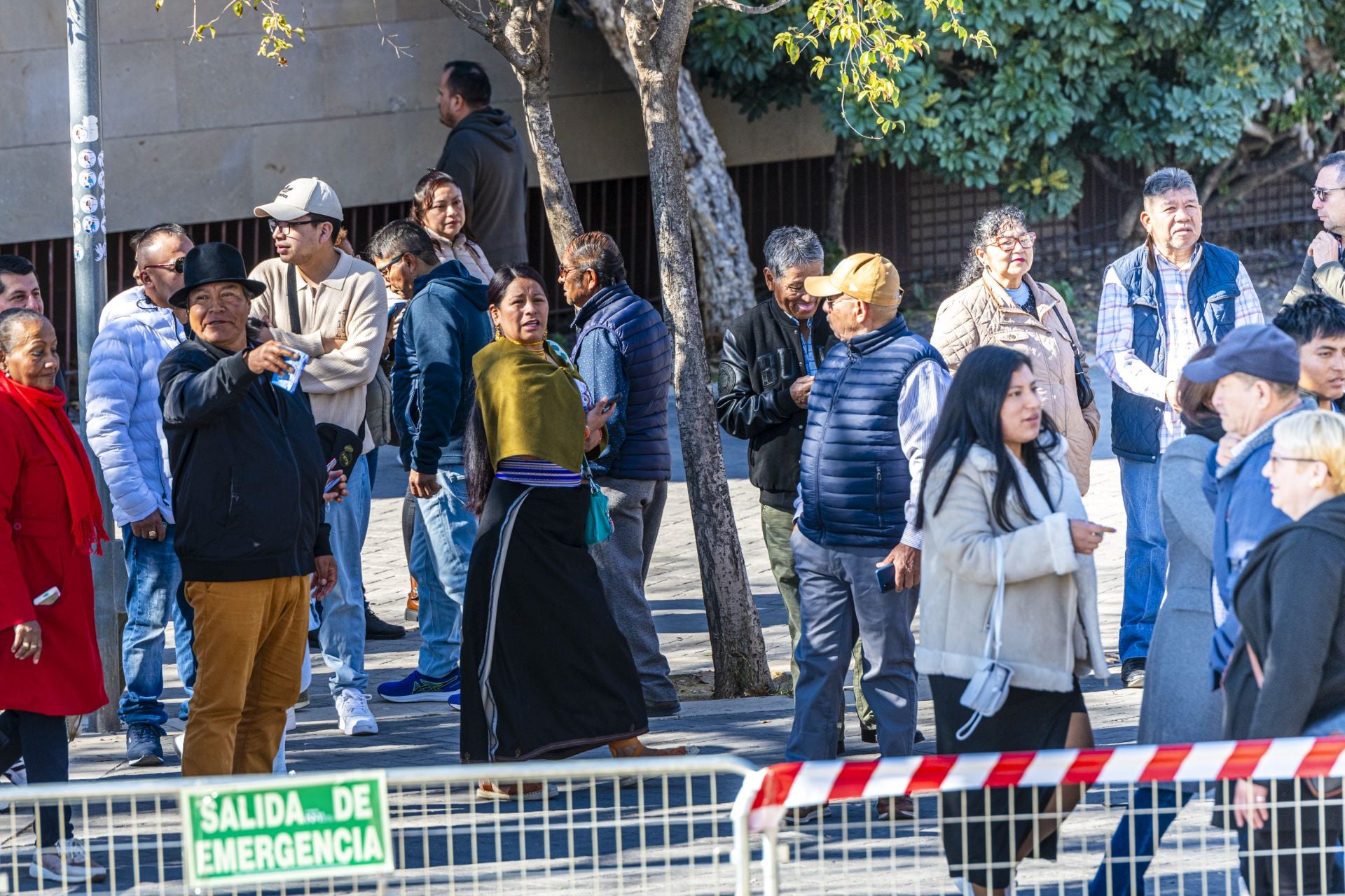 La votación para las elecciones de Ecuador en Murcia, en imágenes