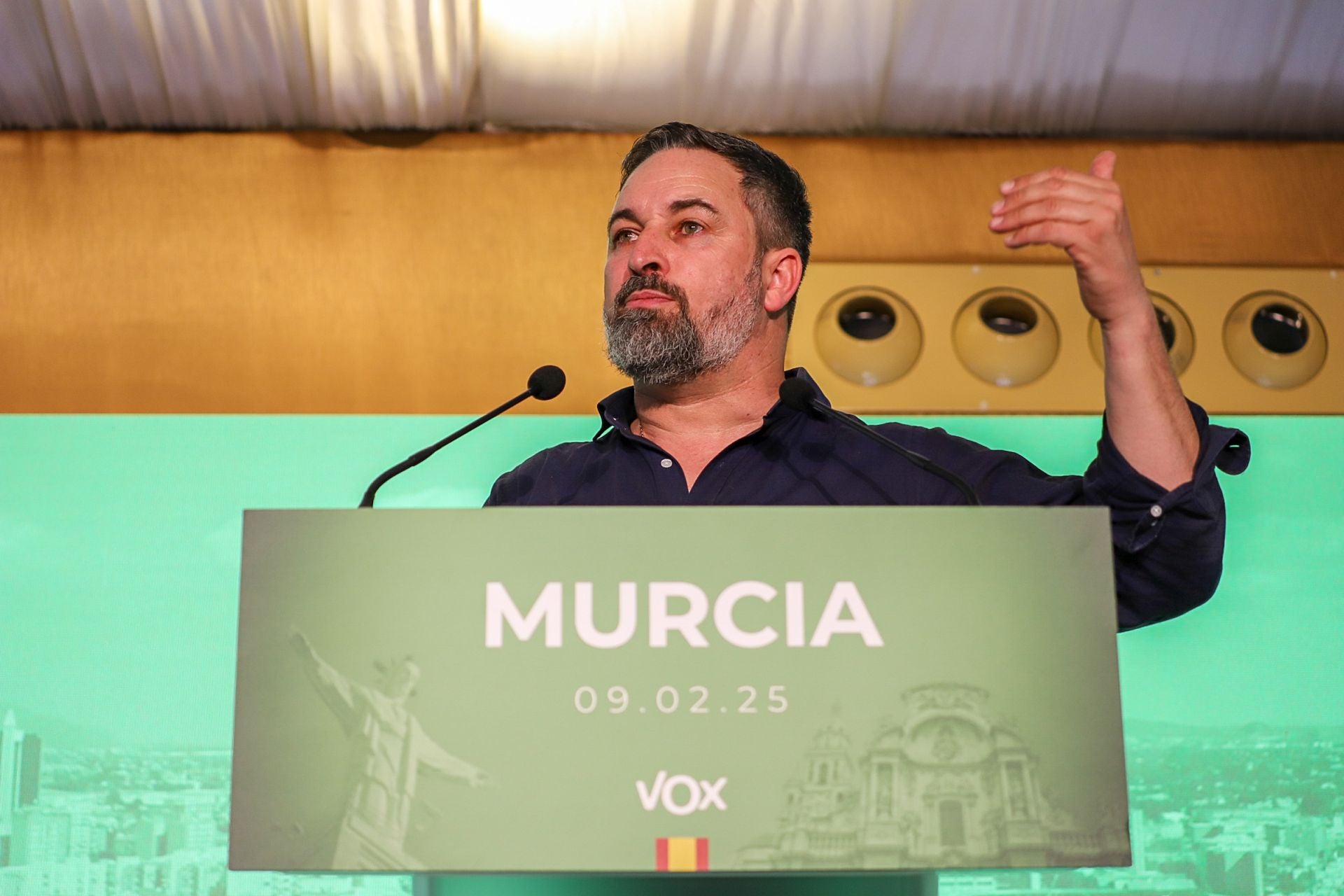 La visita de Abascal a Murcia, en imágenes