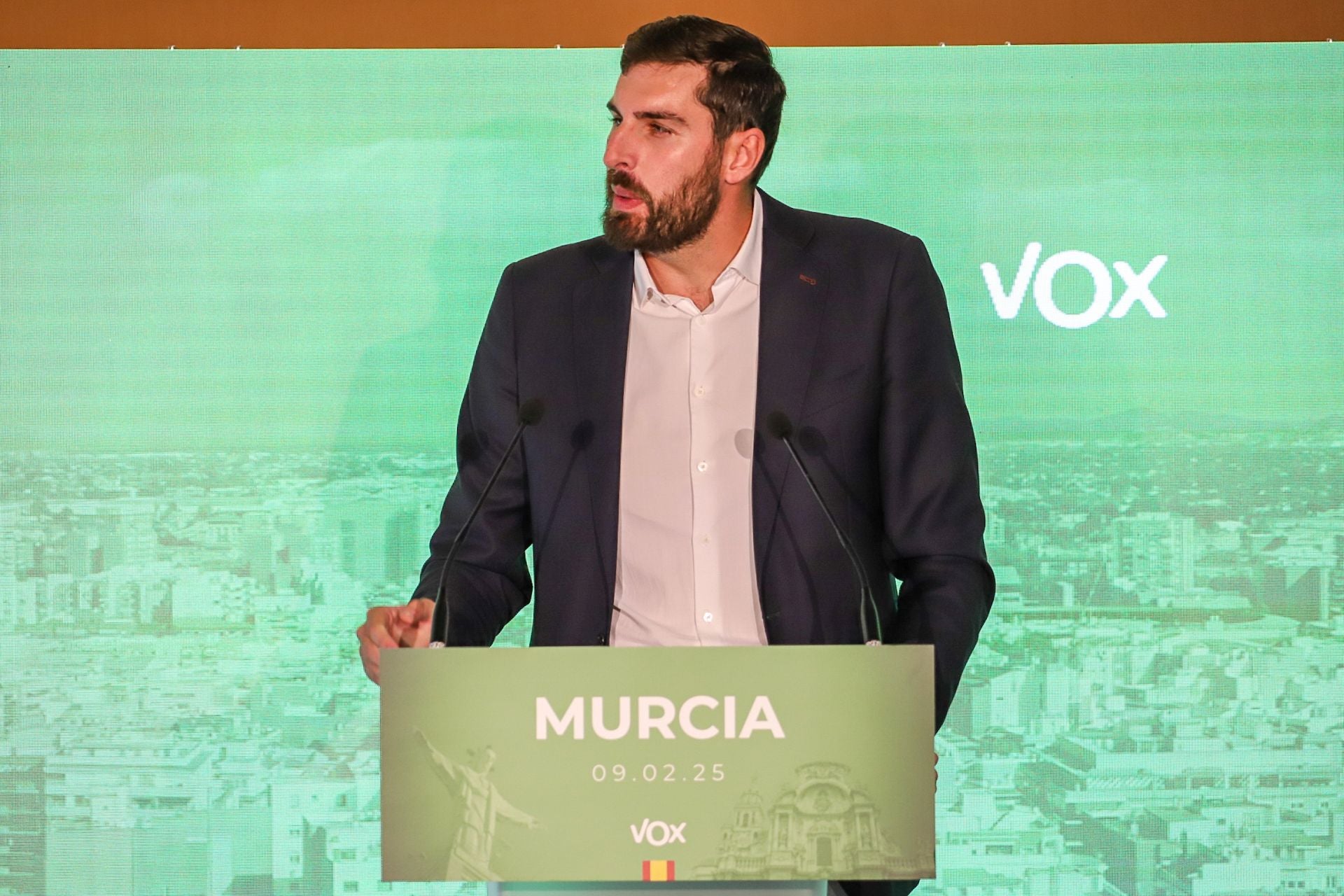 La visita de Abascal a Murcia, en imágenes