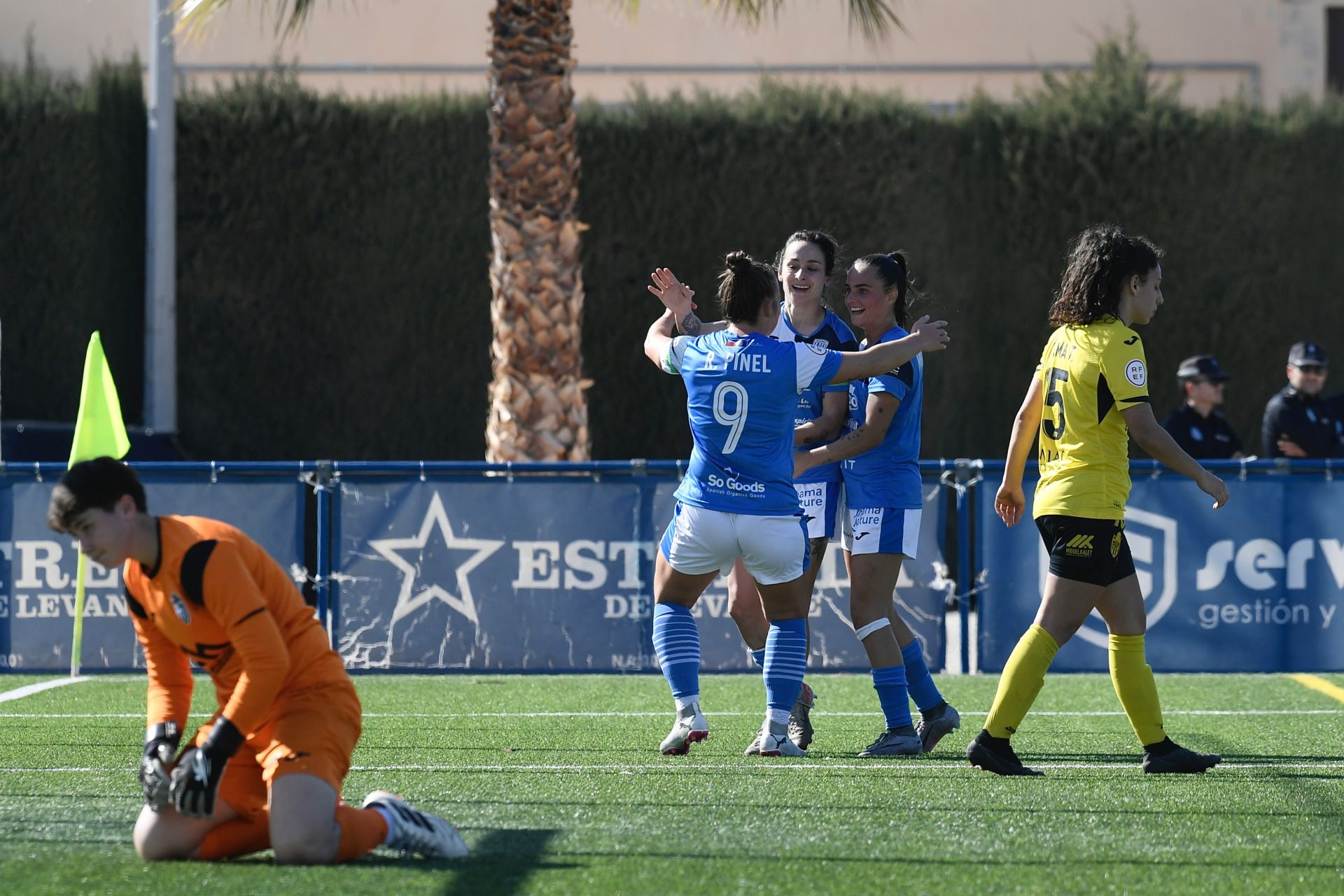 Las imágenes del Alhama-Baleares (5-0)