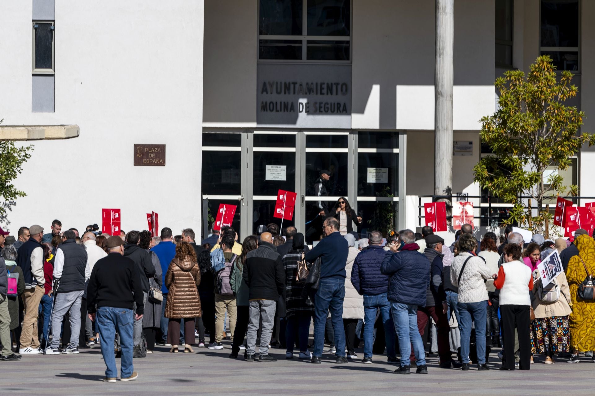 La concentración en Molina de Segura contra los «mensajes de odio» del &#039;vicealcalde&#039; de Vox, en imágenes