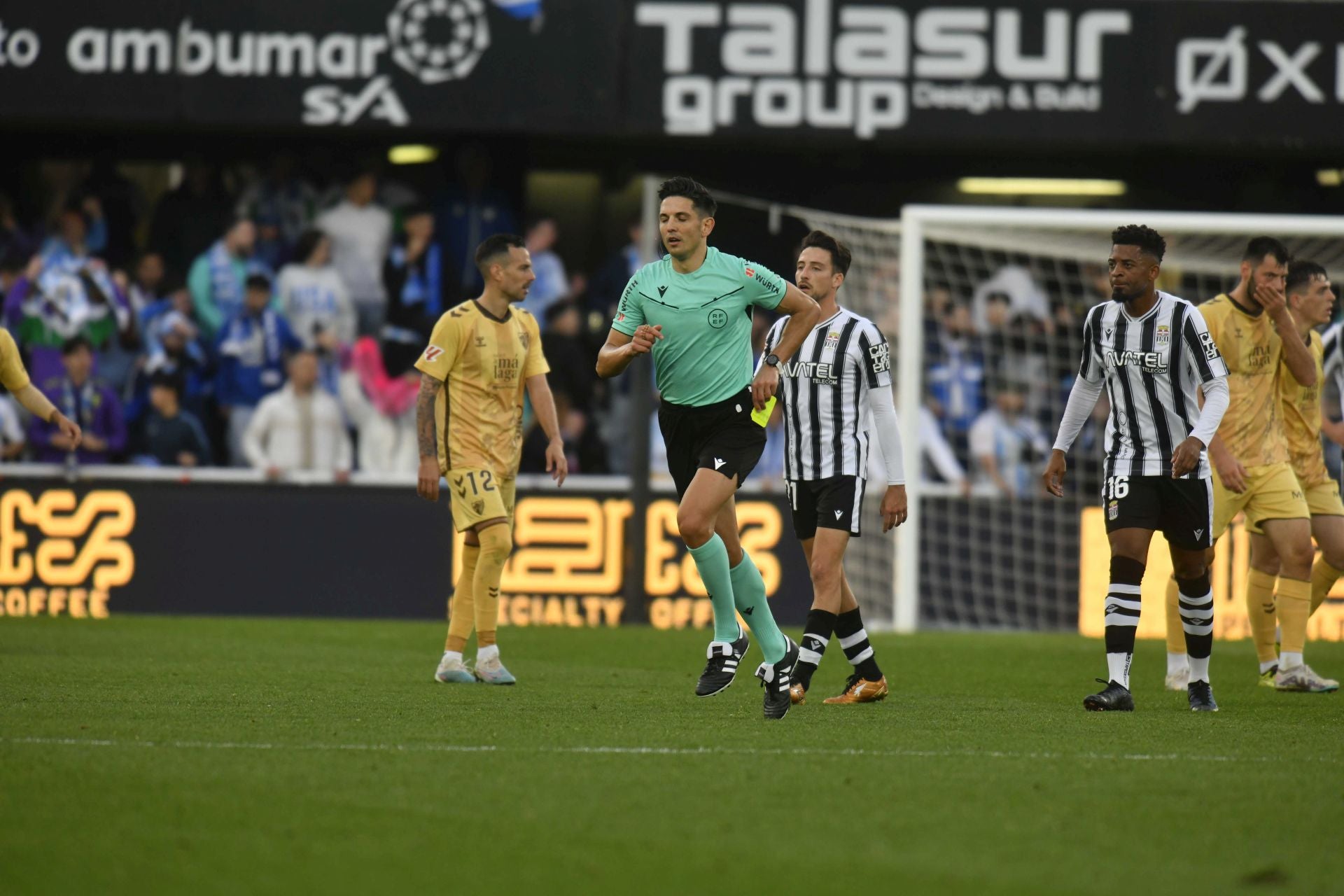 La derrota del Cartagena frente al Málaga, en imágenes