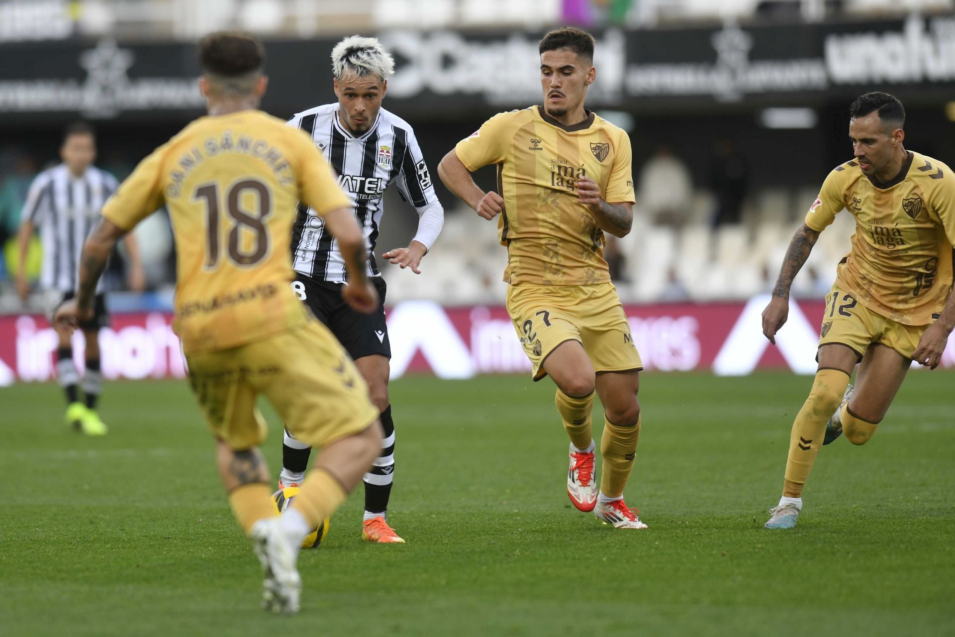 La derrota del Cartagena frente al Málaga, en imágenes