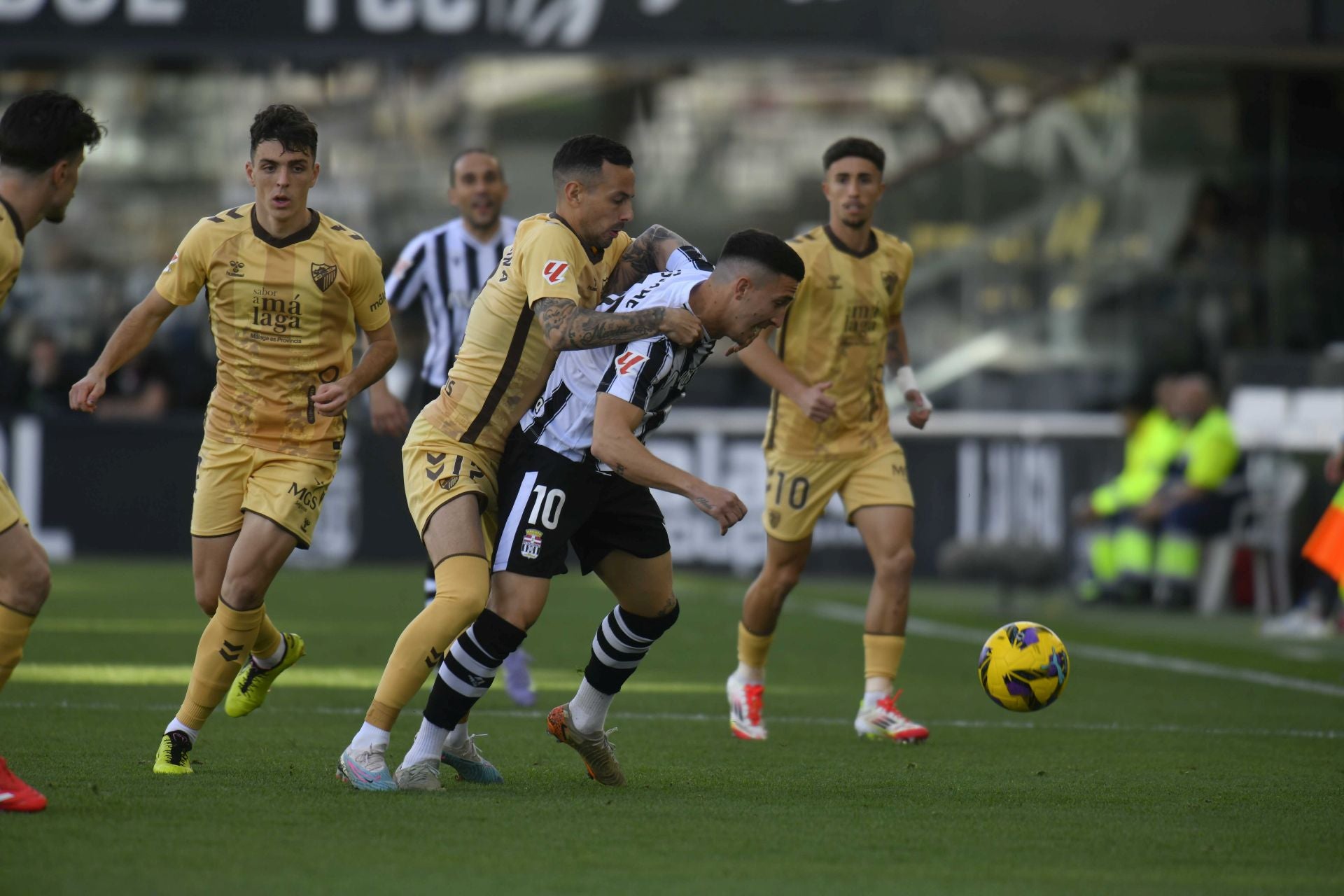 La derrota del Cartagena frente al Málaga, en imágenes