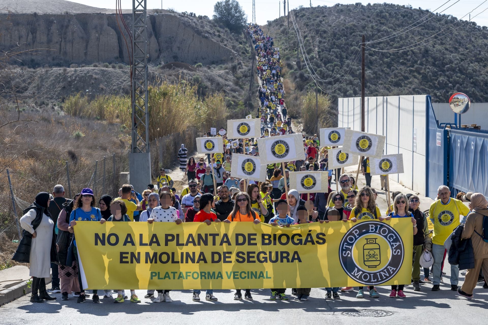 La manifestación en contra de la planta de biogás de Molina, en imágenes